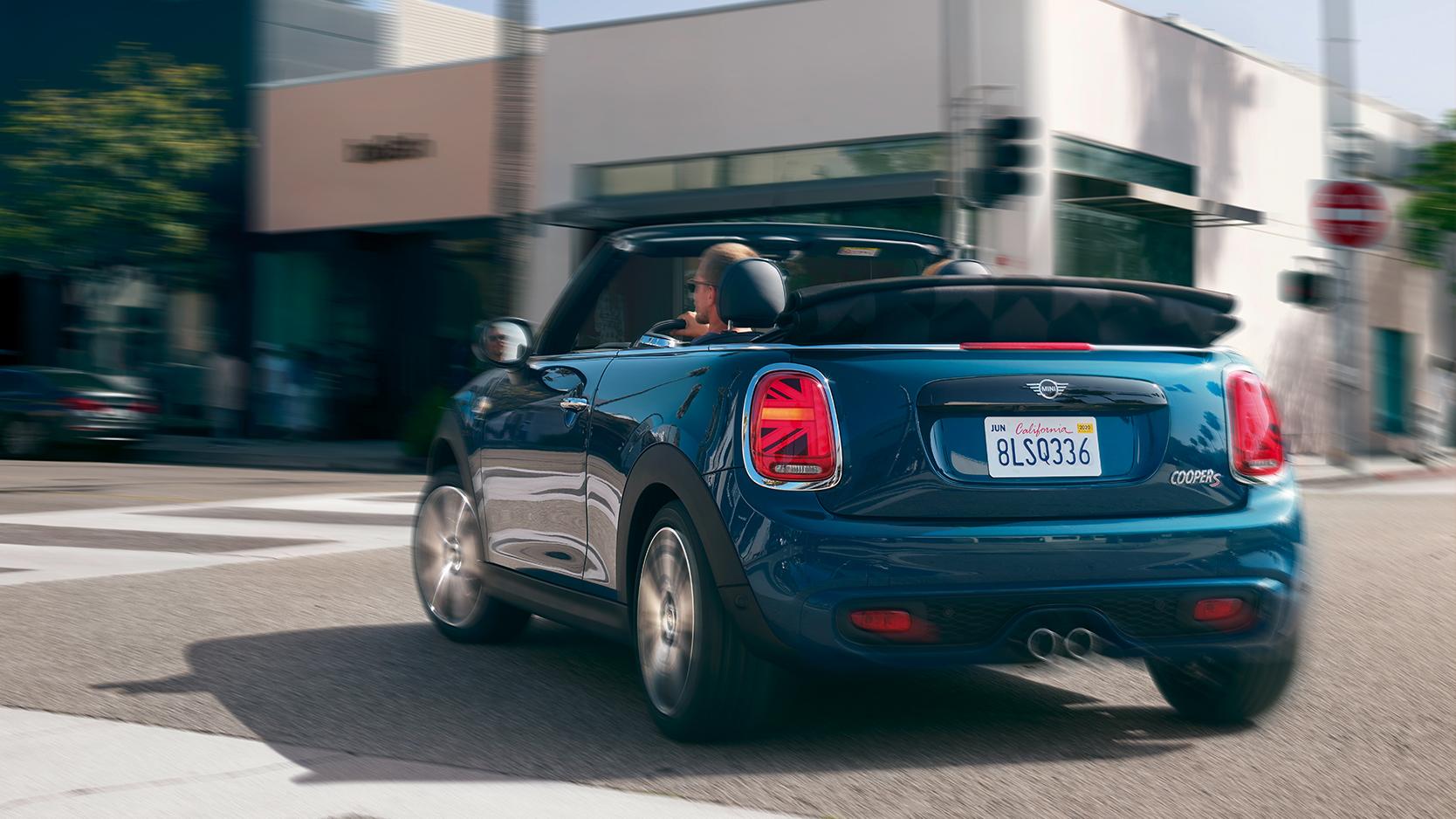 21 Mini Cooper S Convertible Sidewalk Edition Price And Specs Carexpert