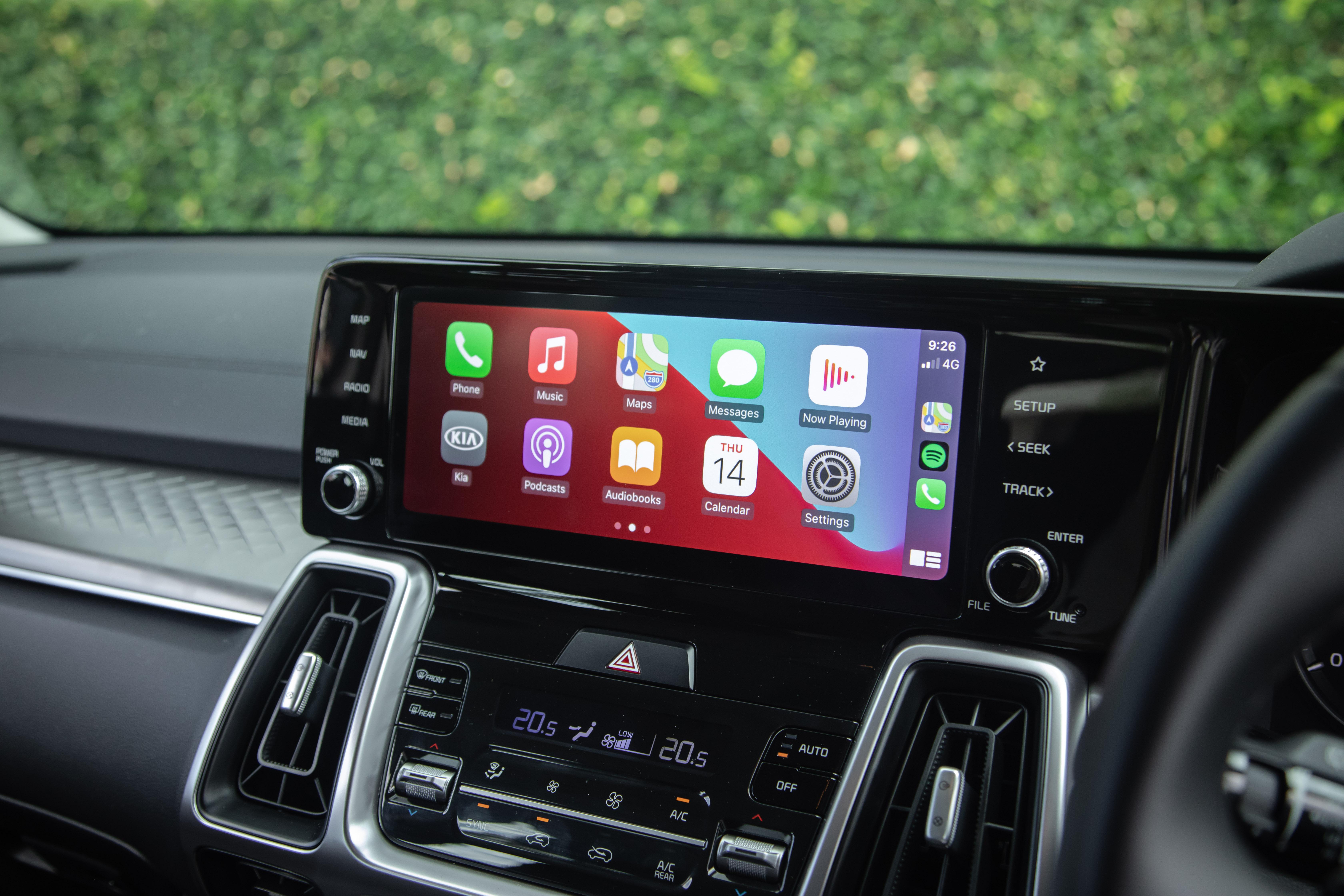 Which cars support wireless Apple CarPlay?