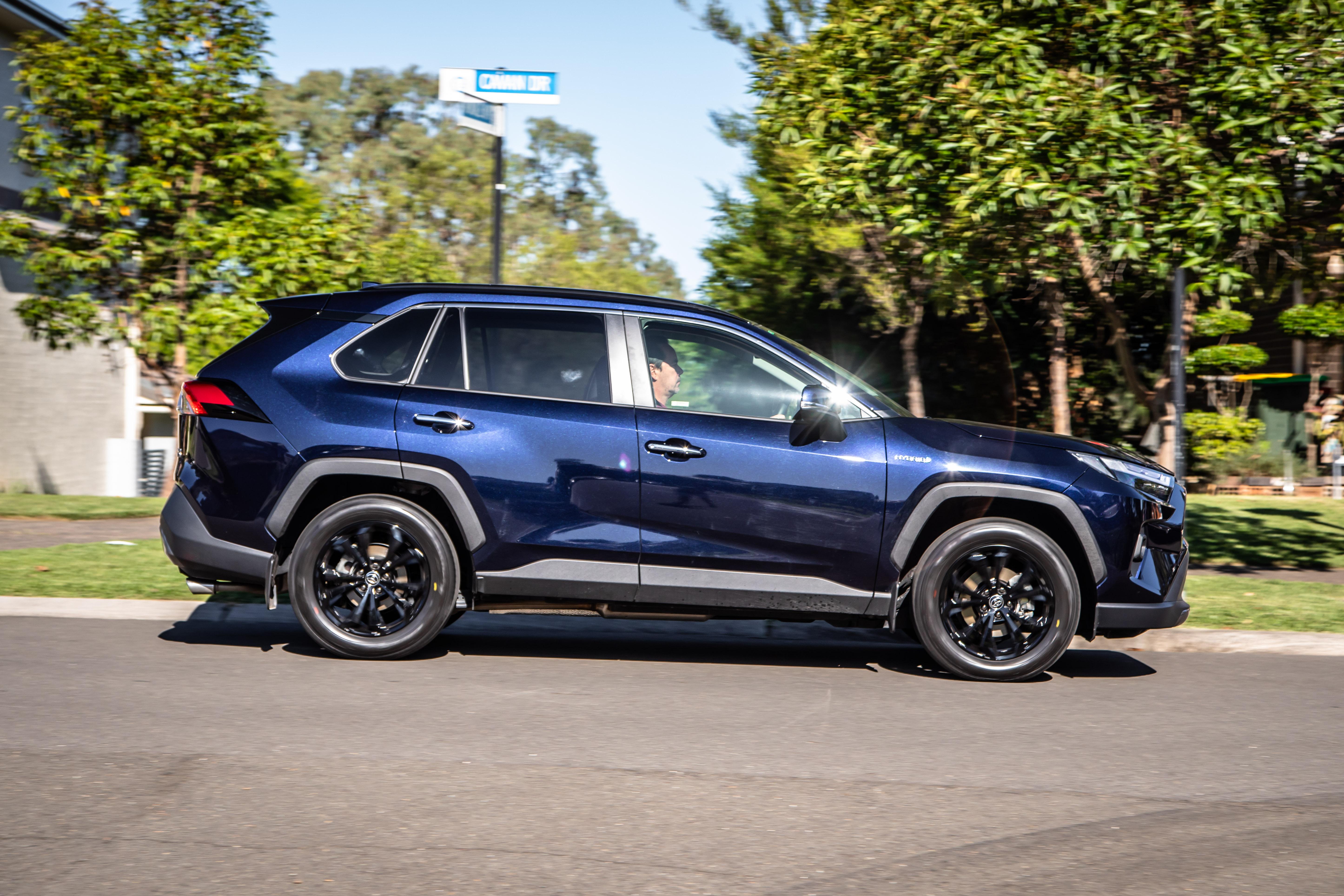 2022 Toyota RAV4 Cruiser Hybrid review | CarExpert