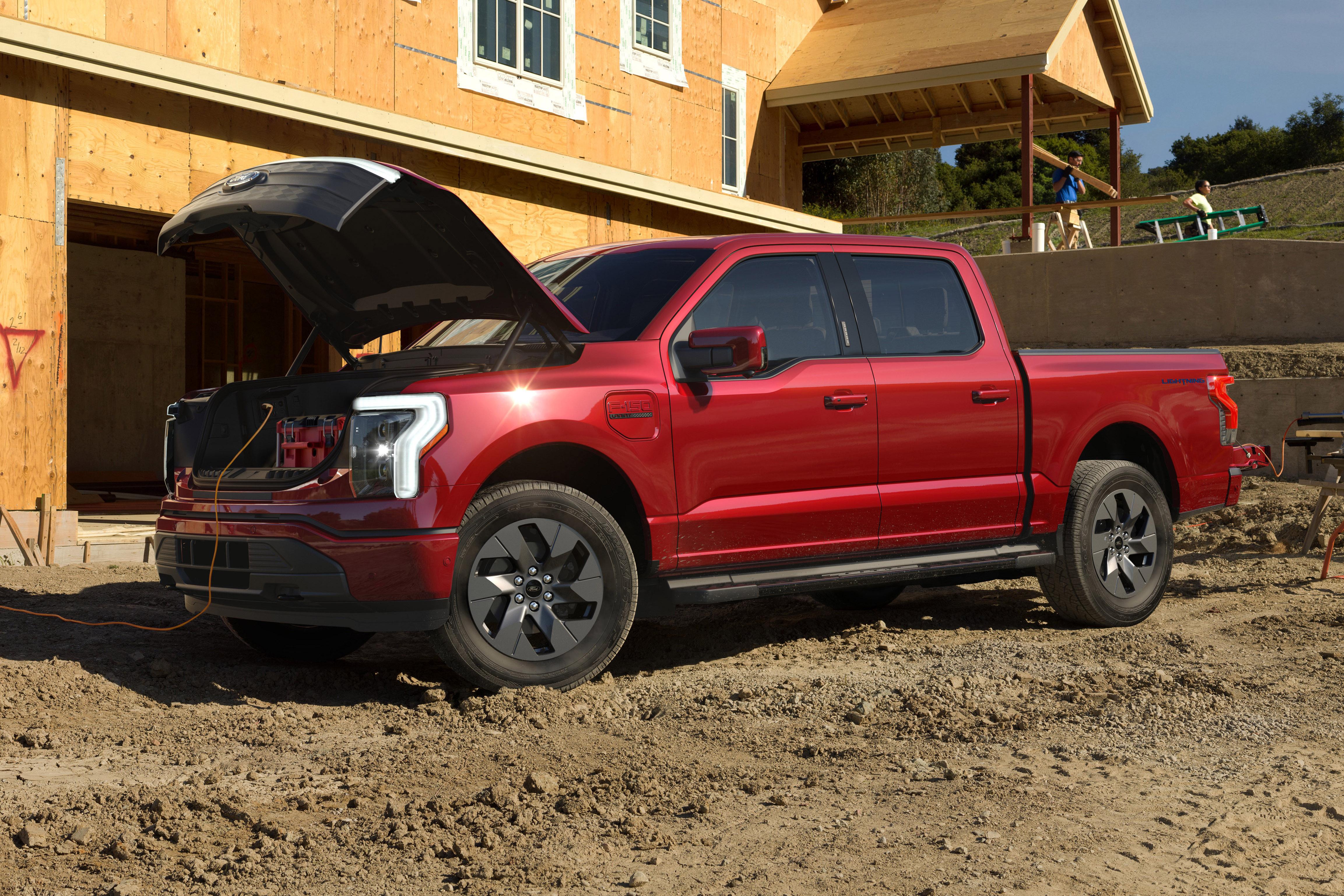 23 Ford F 150 Lightning Ev Has More Range But Higher Price Carexpert