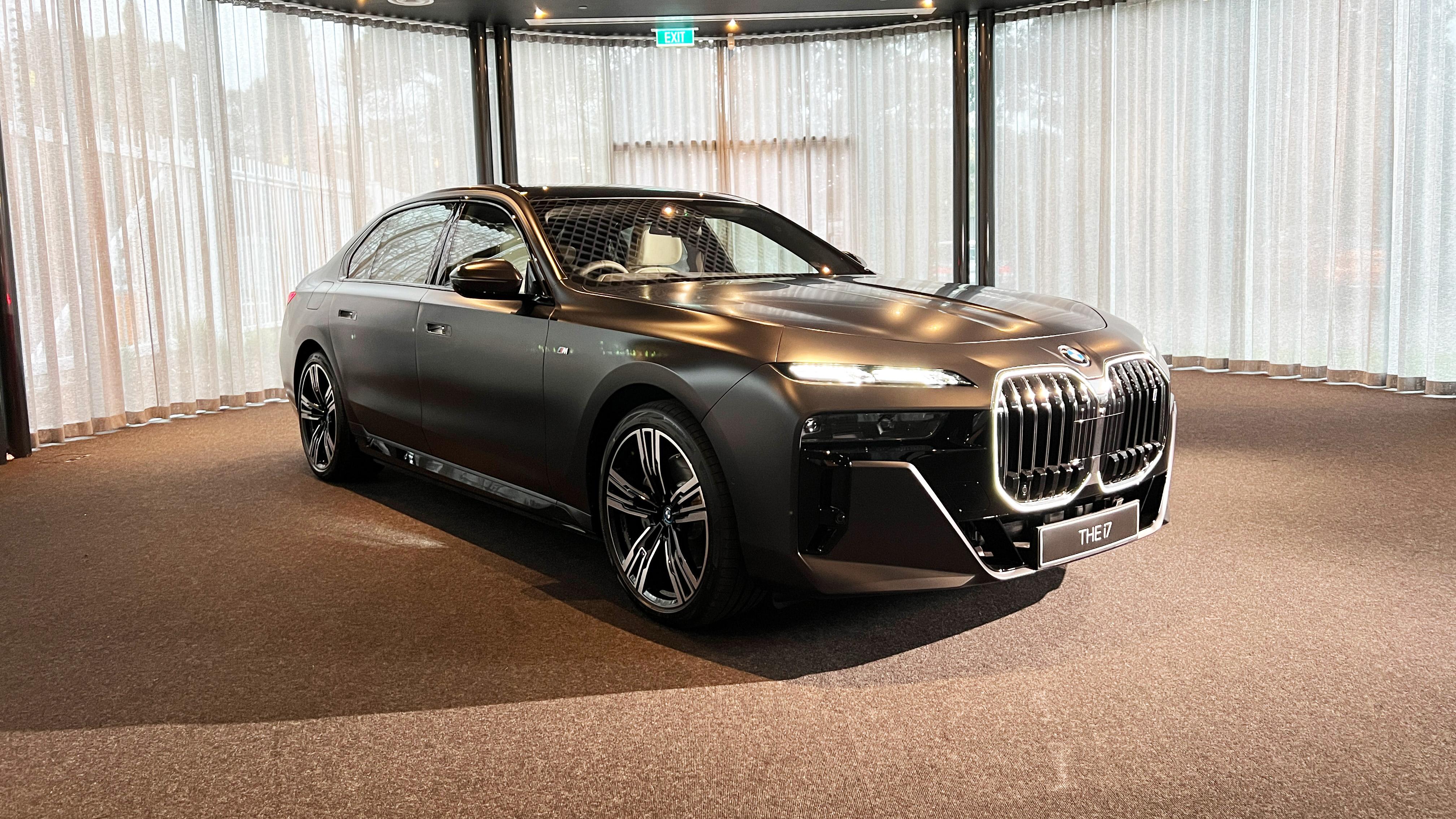 Introducir 63+ imagen bmw v12 cars Viaterra.mx