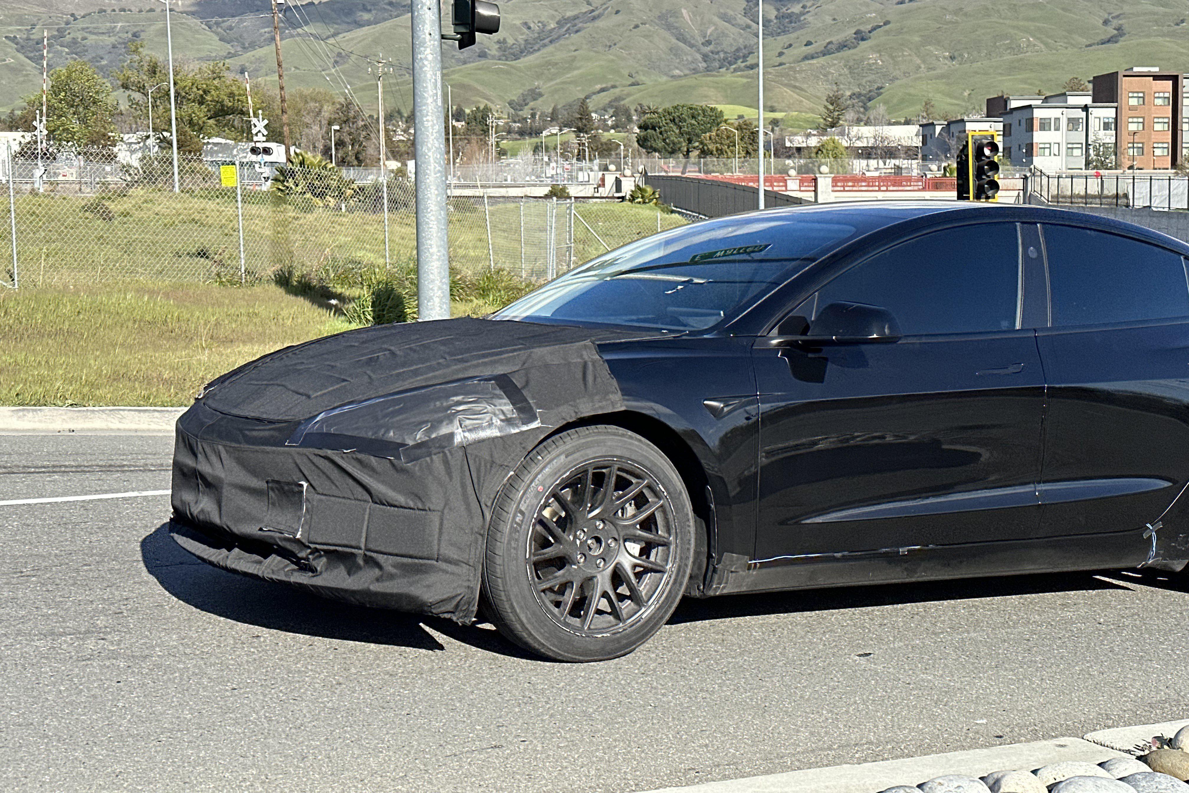 2024 Tesla Model Y facelift imagined, based on Model 3 spy photos - Drive