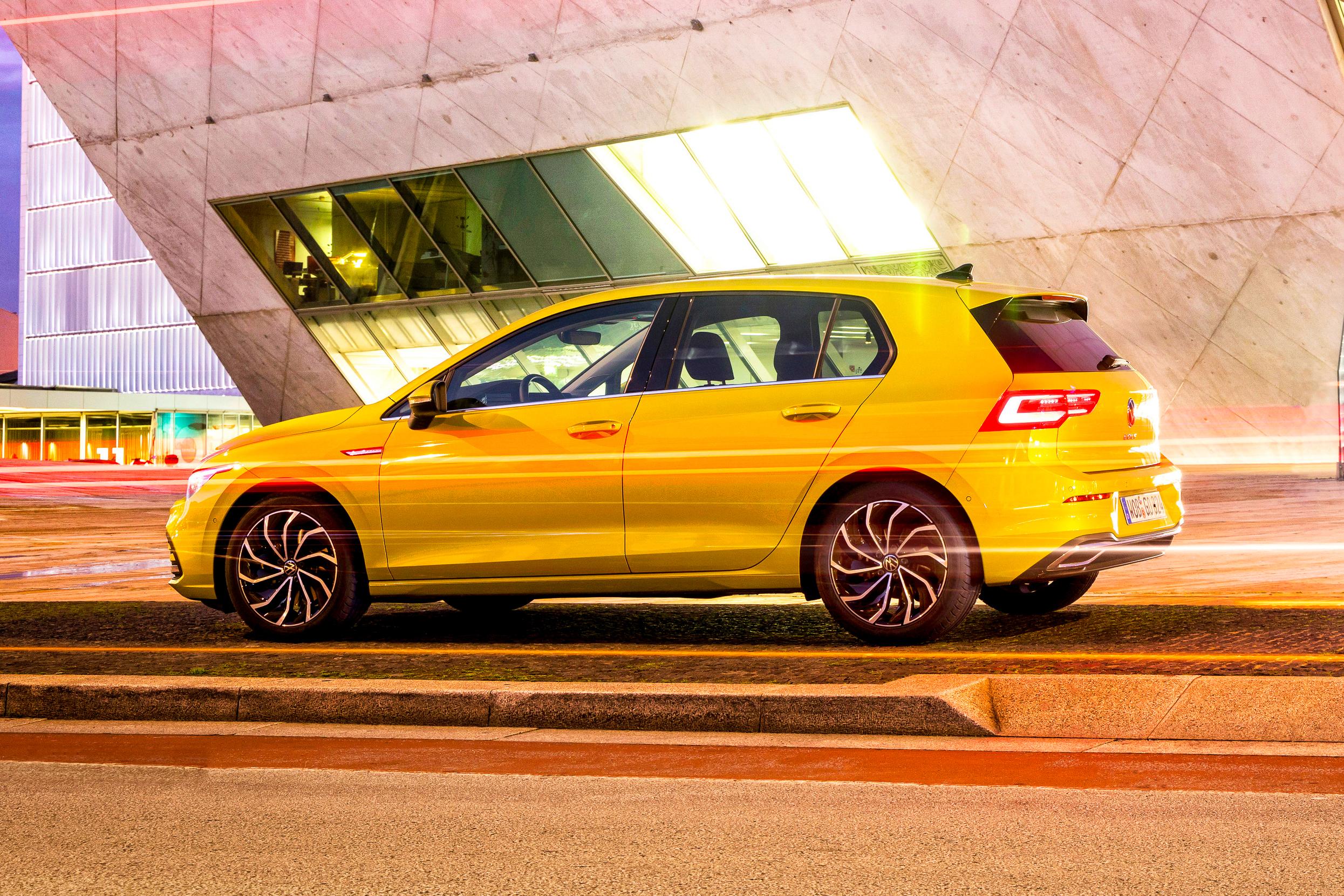 Volkswagen Golf facelift debuting 2024, replacement to be EV – report