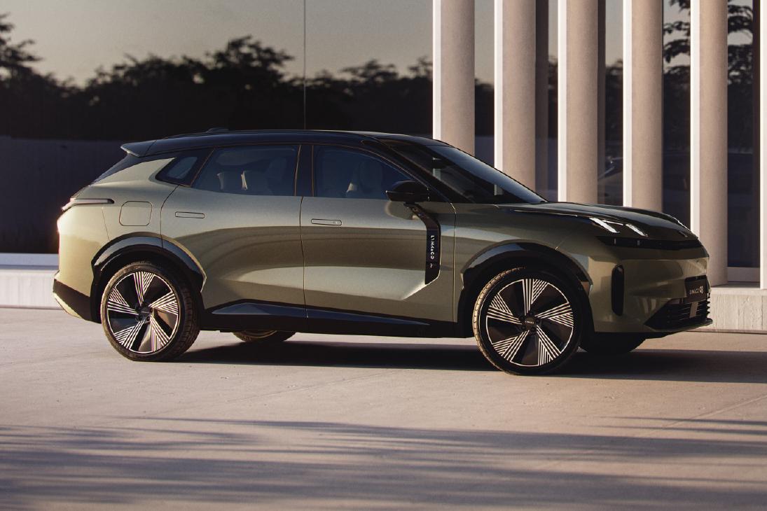 Lynk electric store car