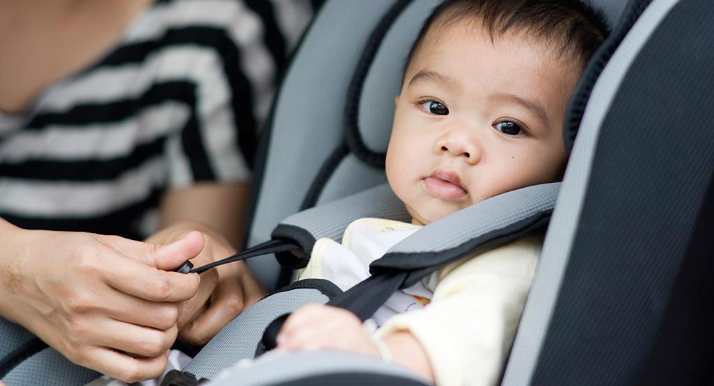 Baby in cab without car outlet seat