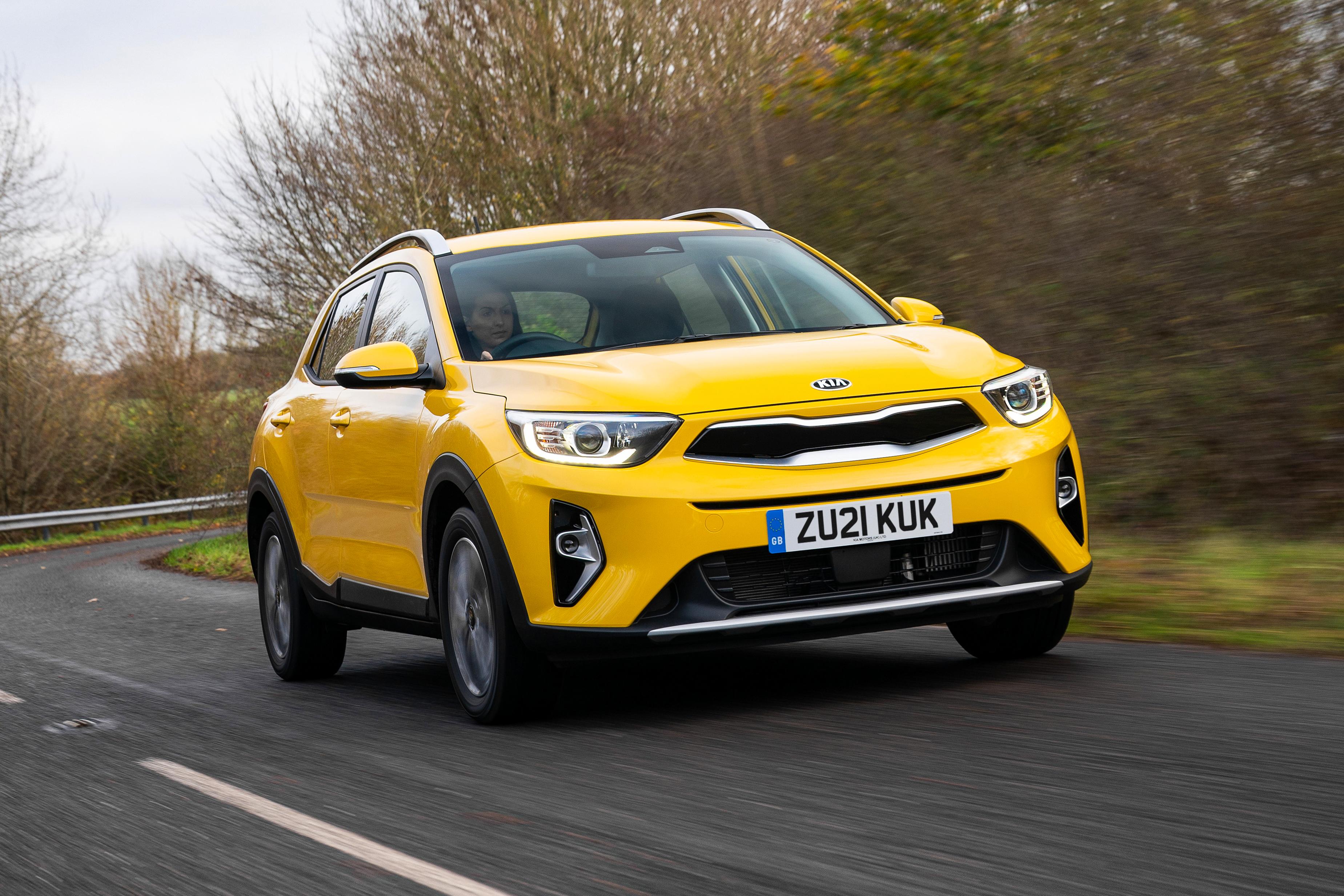Stonic: Kia's new crossover packs weird name, rugged look - CNET