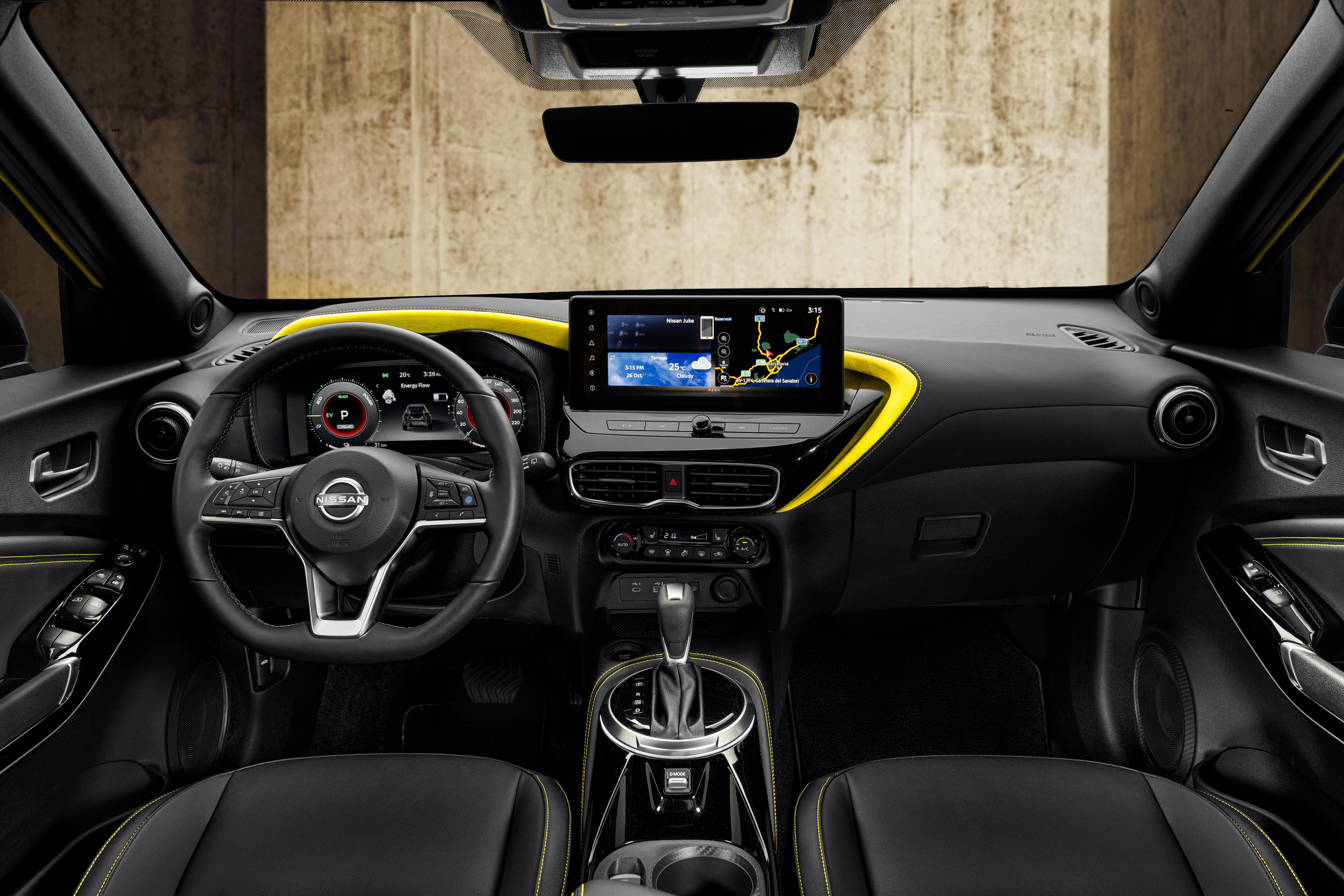 Nissan Juke Interior Layout & Technology