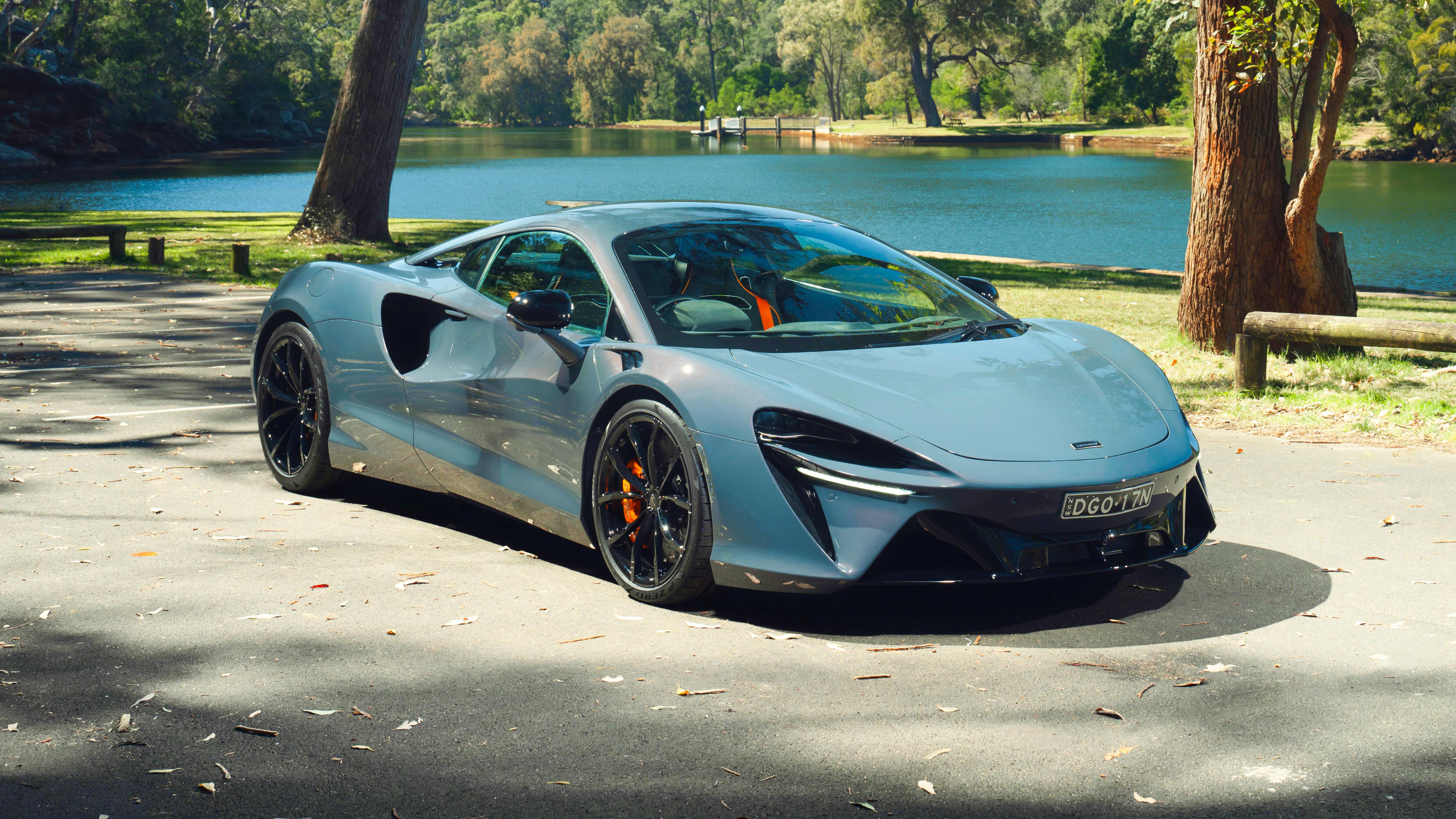 2025 McLaren Artura review: Quick drive | CarExpert