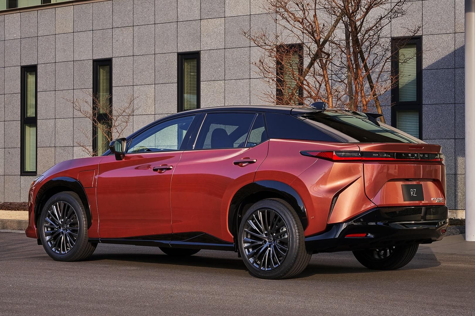 2025-09-lexus-rz450e.jpg