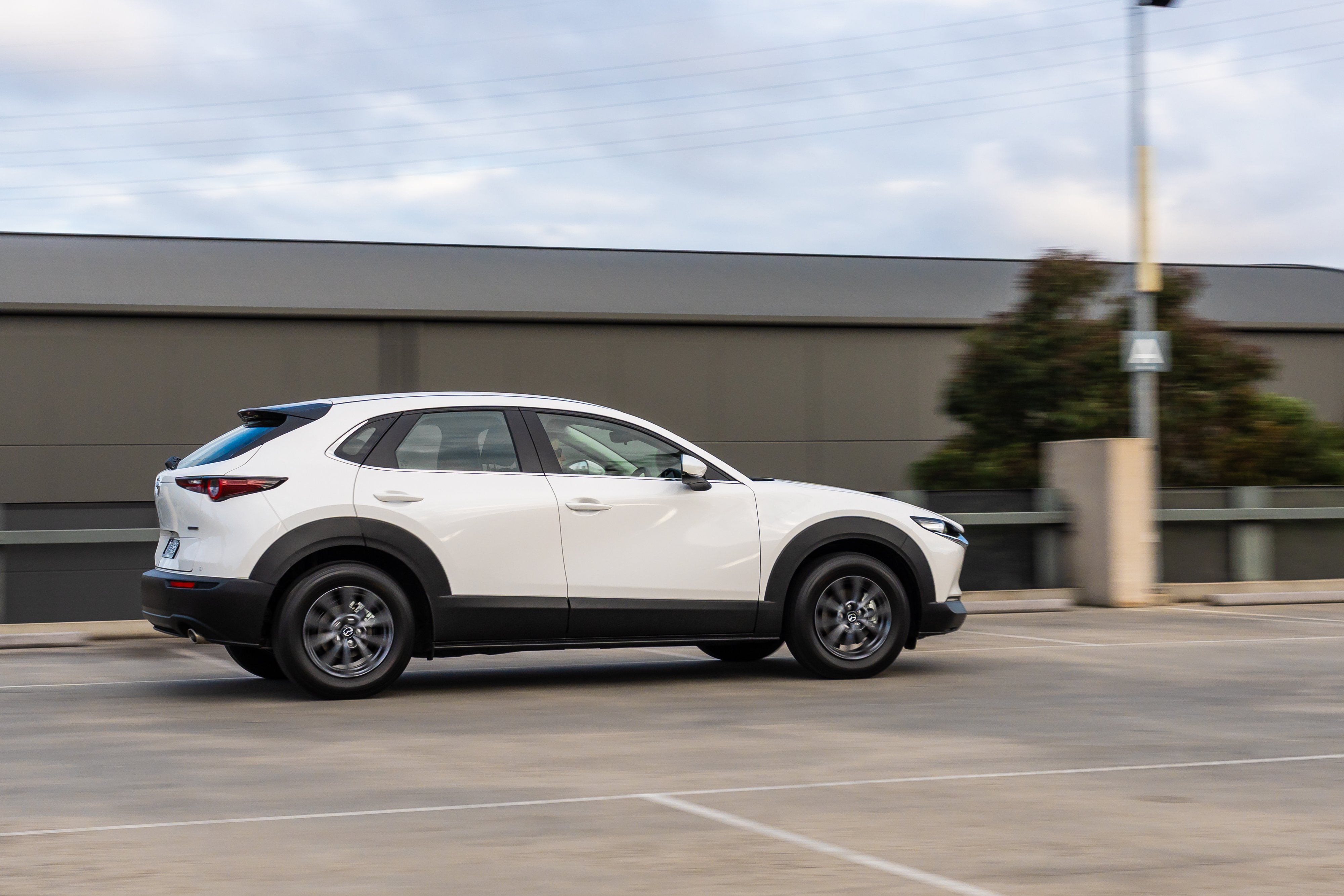 2026-mazda-cx30-pure-27.jpg