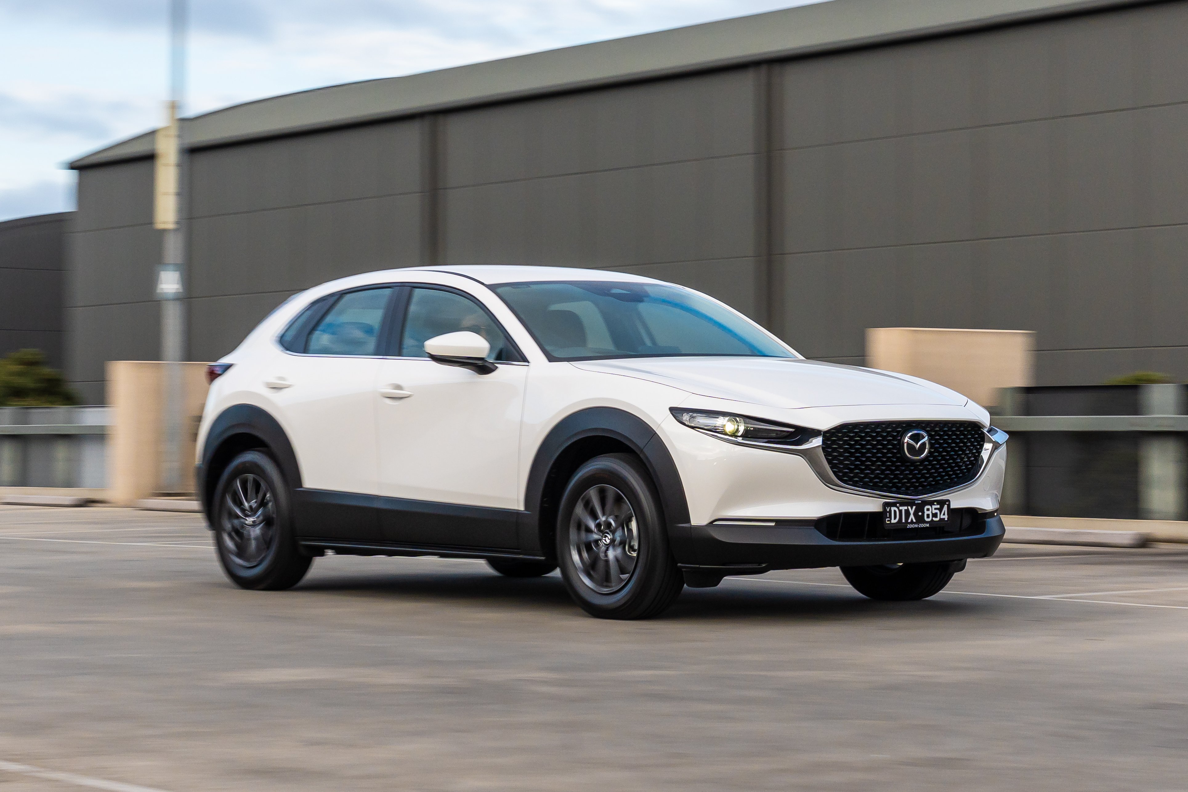 2026-mazda-cx30-pure-28.jpg