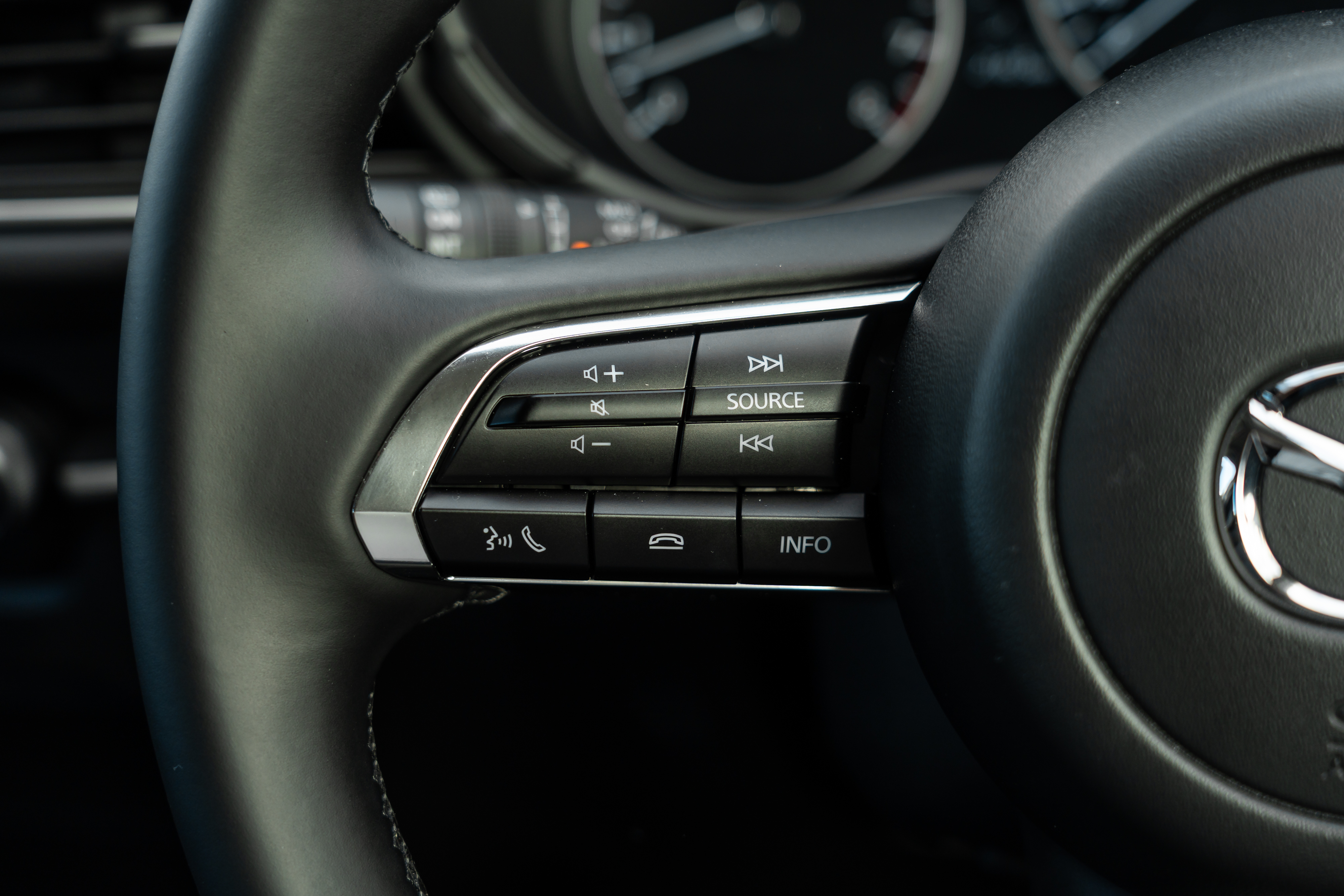 2026-mazda-cx30-pure-40.jpg