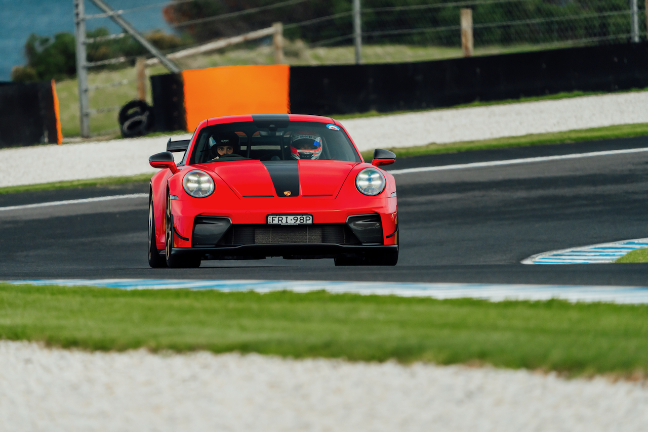 2026-porsche-911-gt3-mantheykit-5.jpg