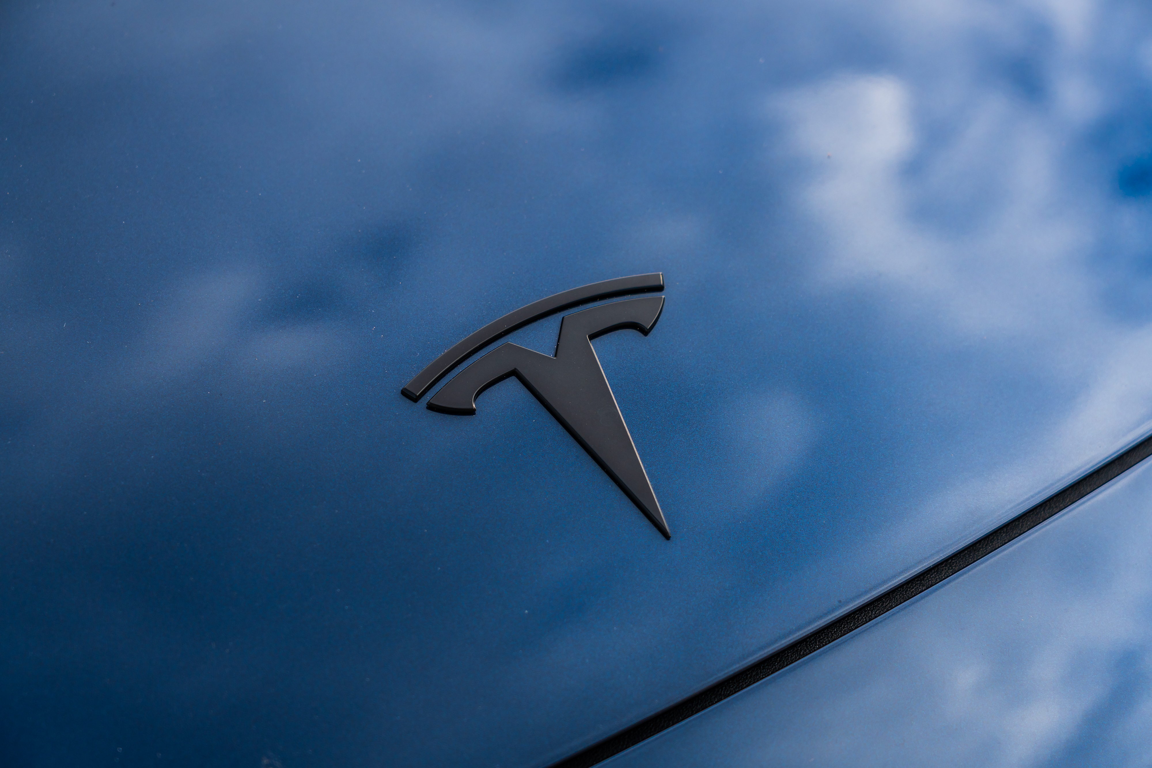 2026-tesla-model3-longrange-rwd-24.jpg