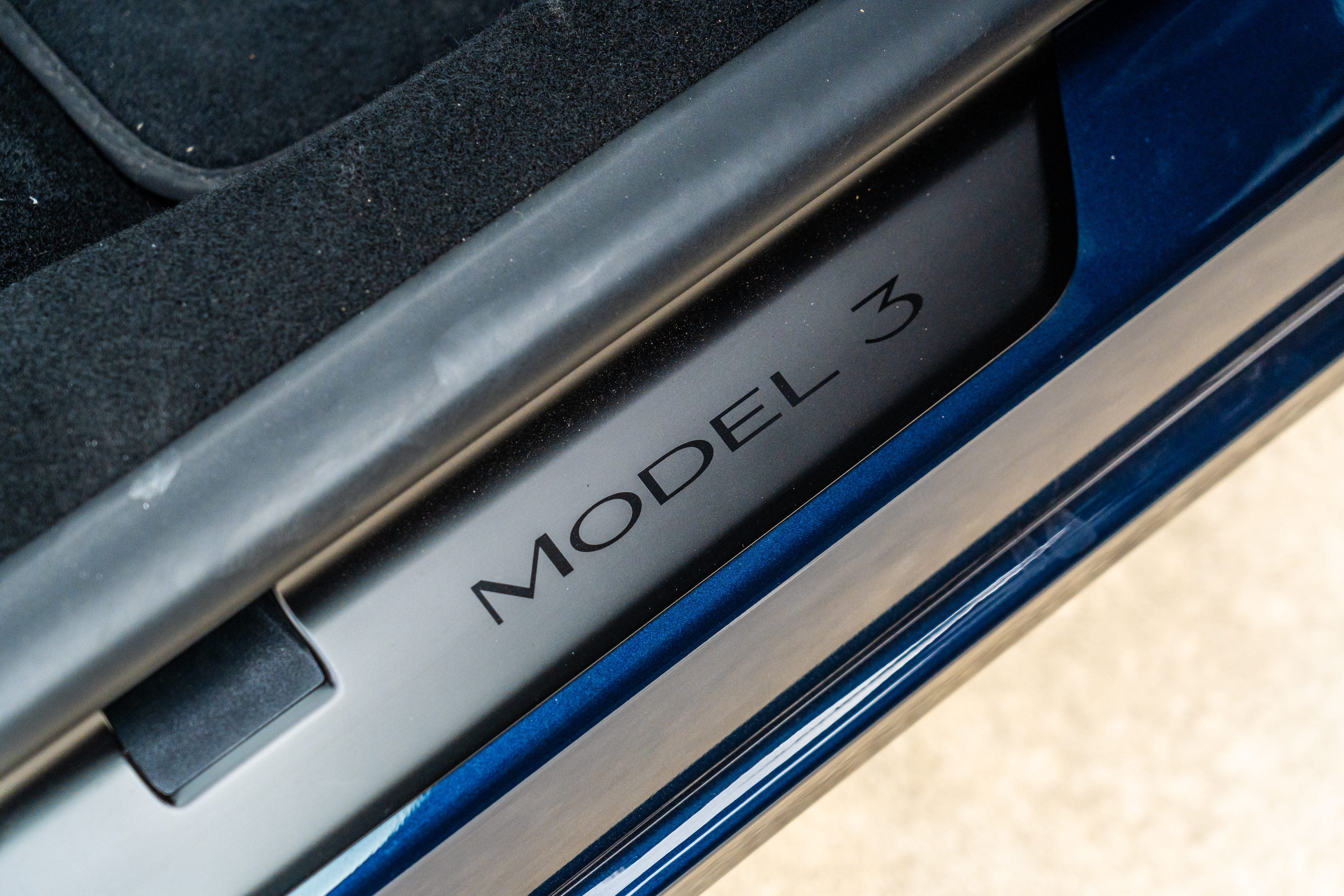 2026-tesla-model3-longrange-rwd-9.jpg