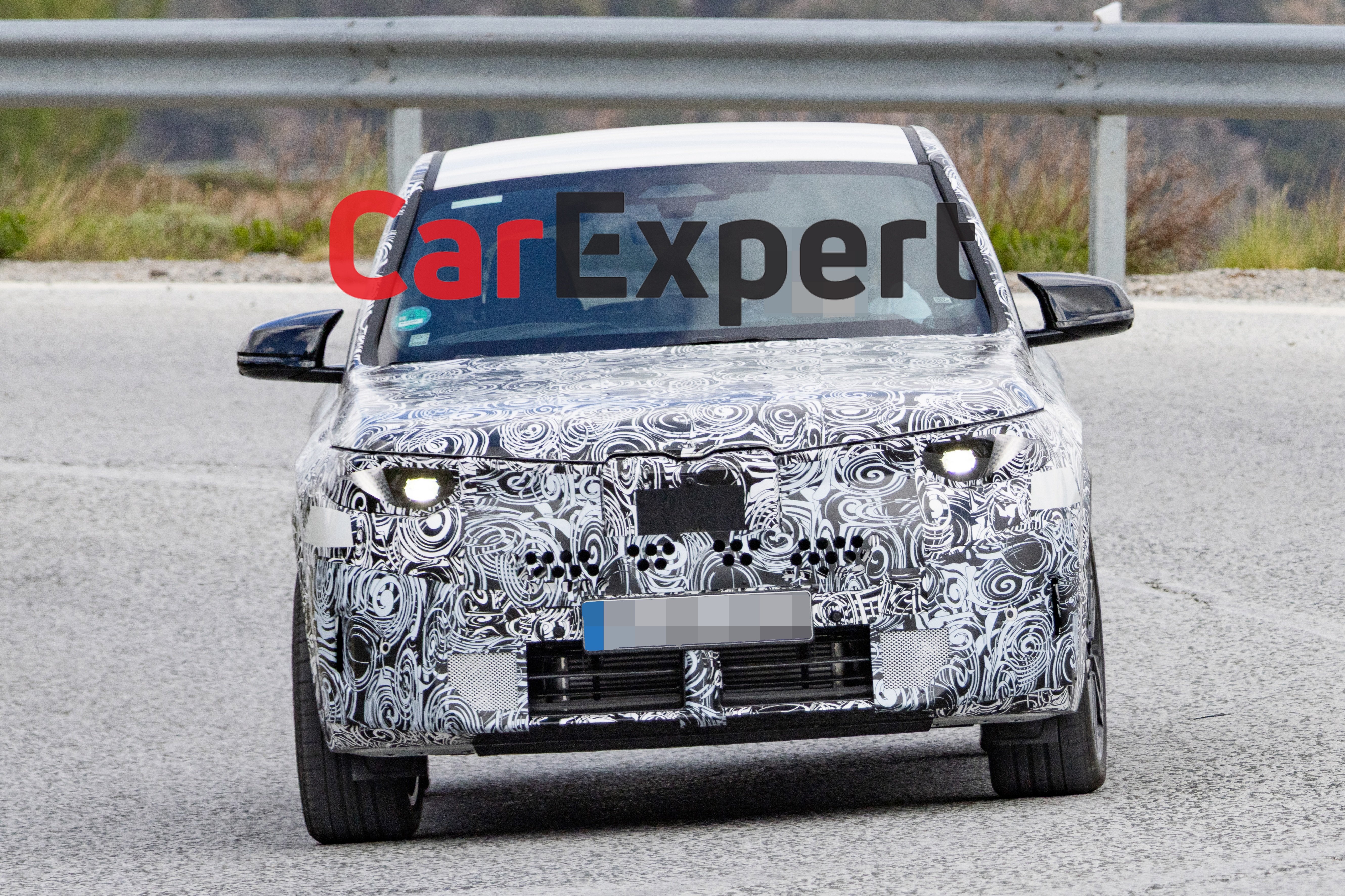 2027-bmw-x1-m35-m40-spypix-spy-photos-4.jpg