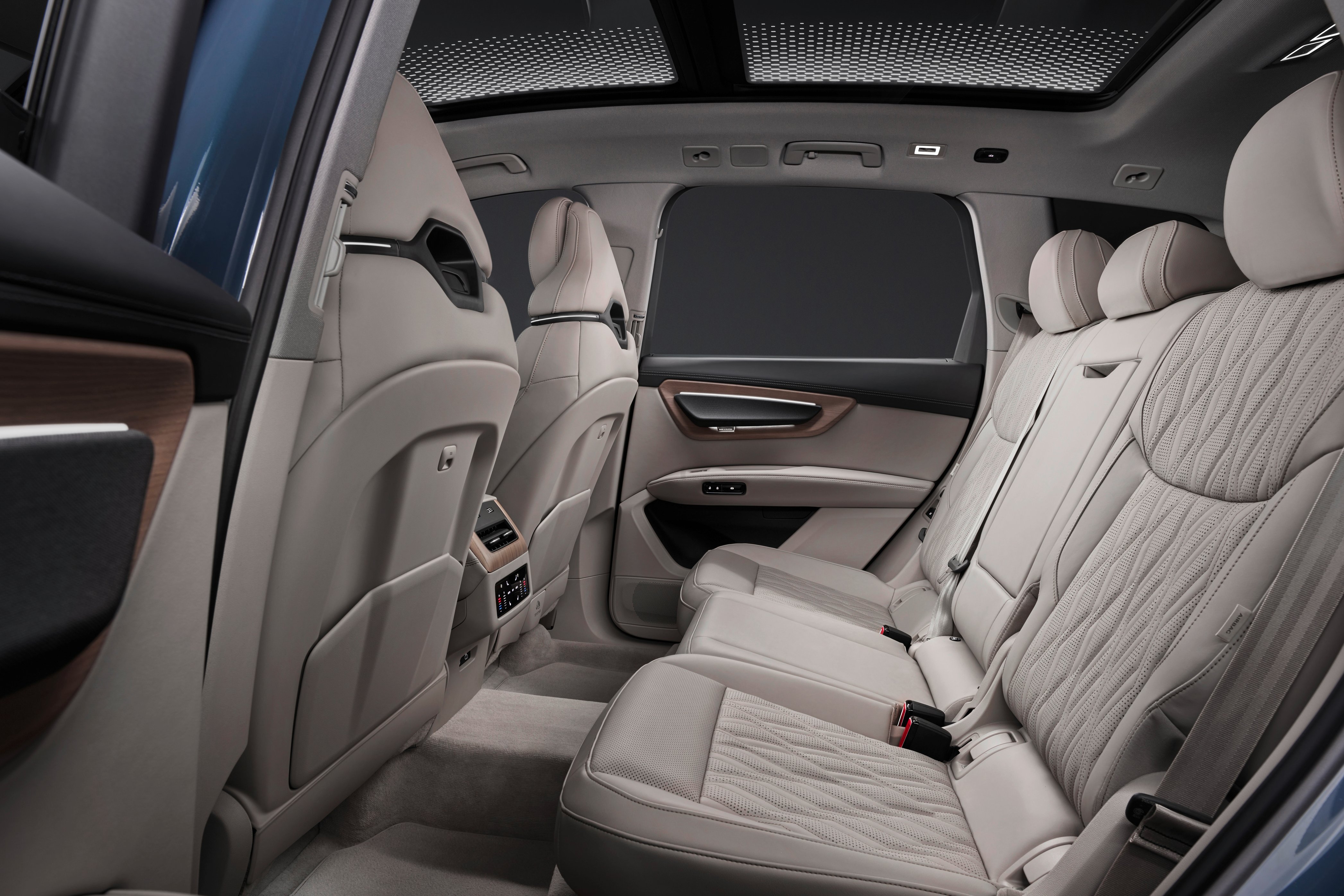 audi-q7-suv-2027-news-028.jpg