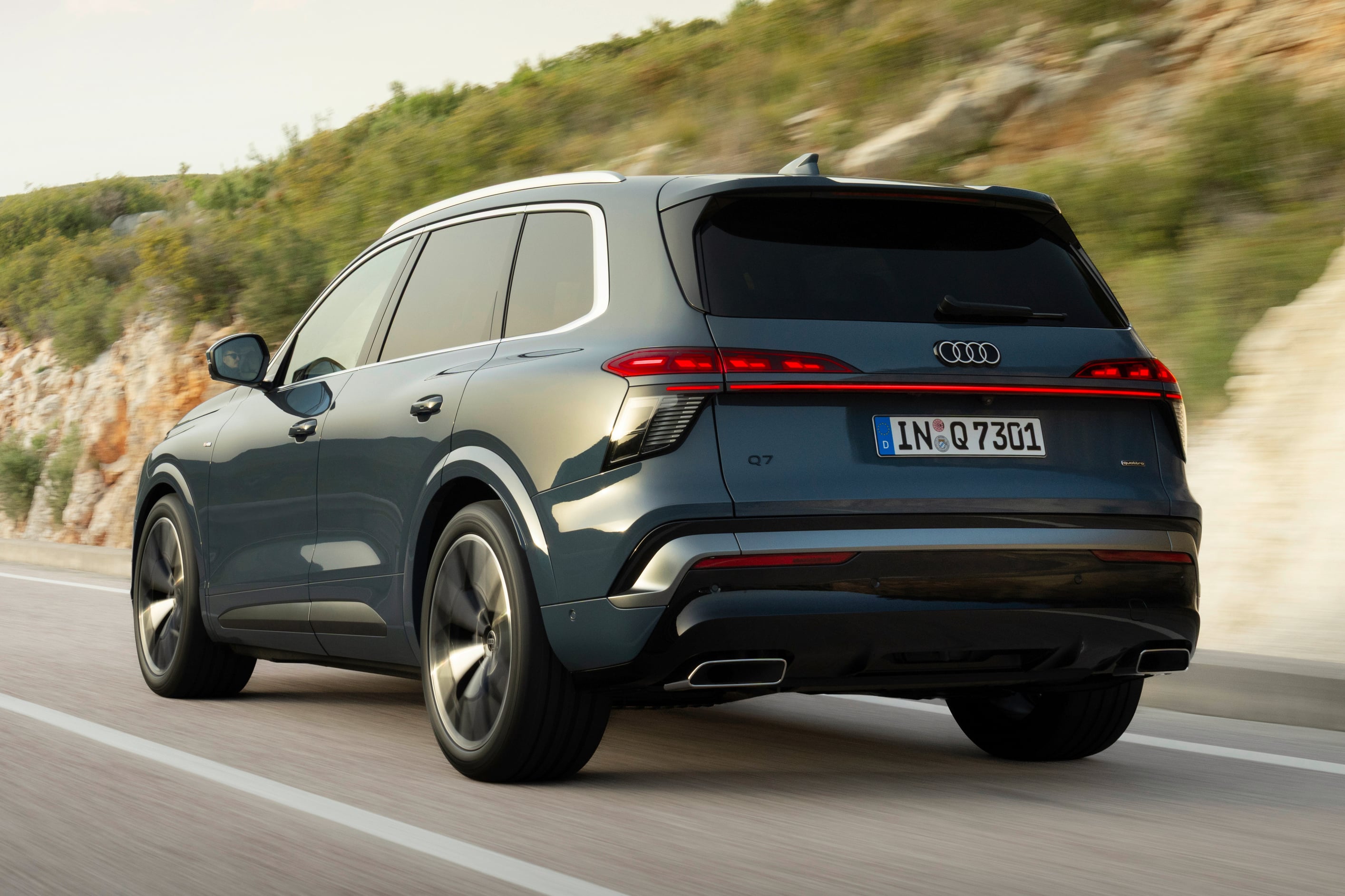 audi-q7-suv-2027-news-041.jpg
