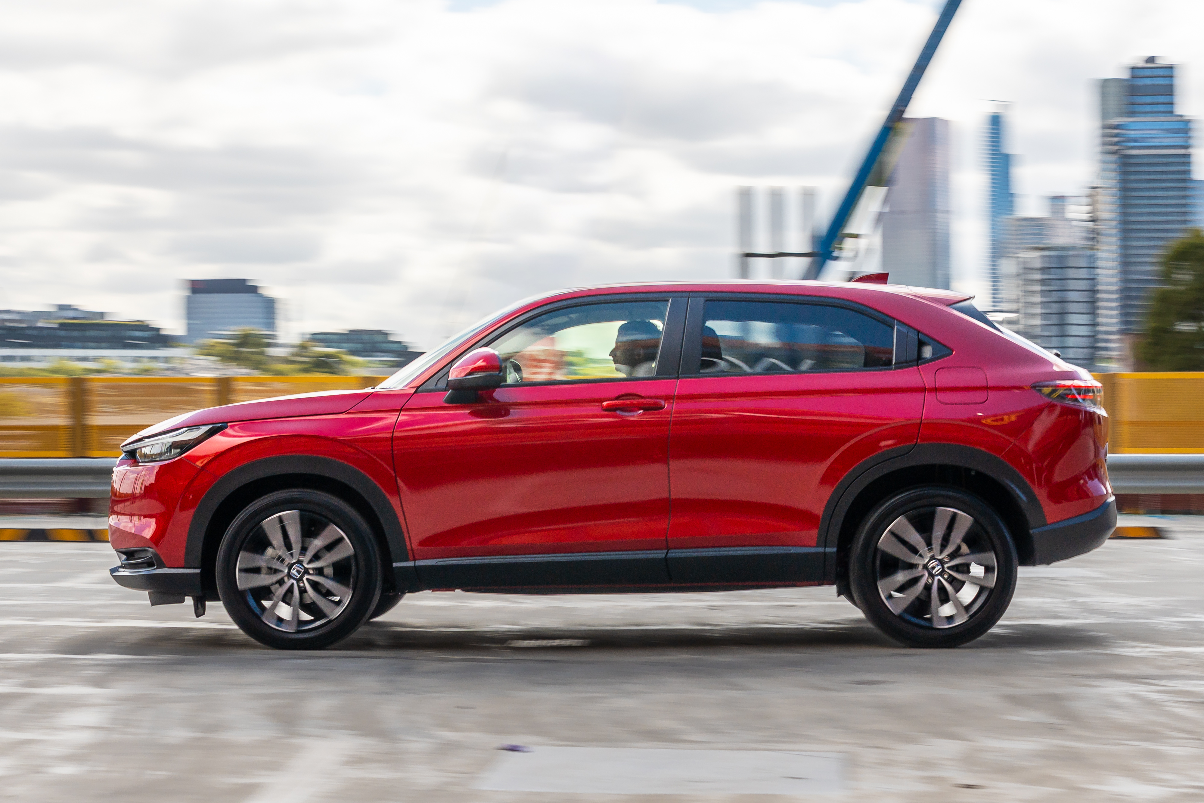 honda-hr-v-vi-x-stills-26.jpg