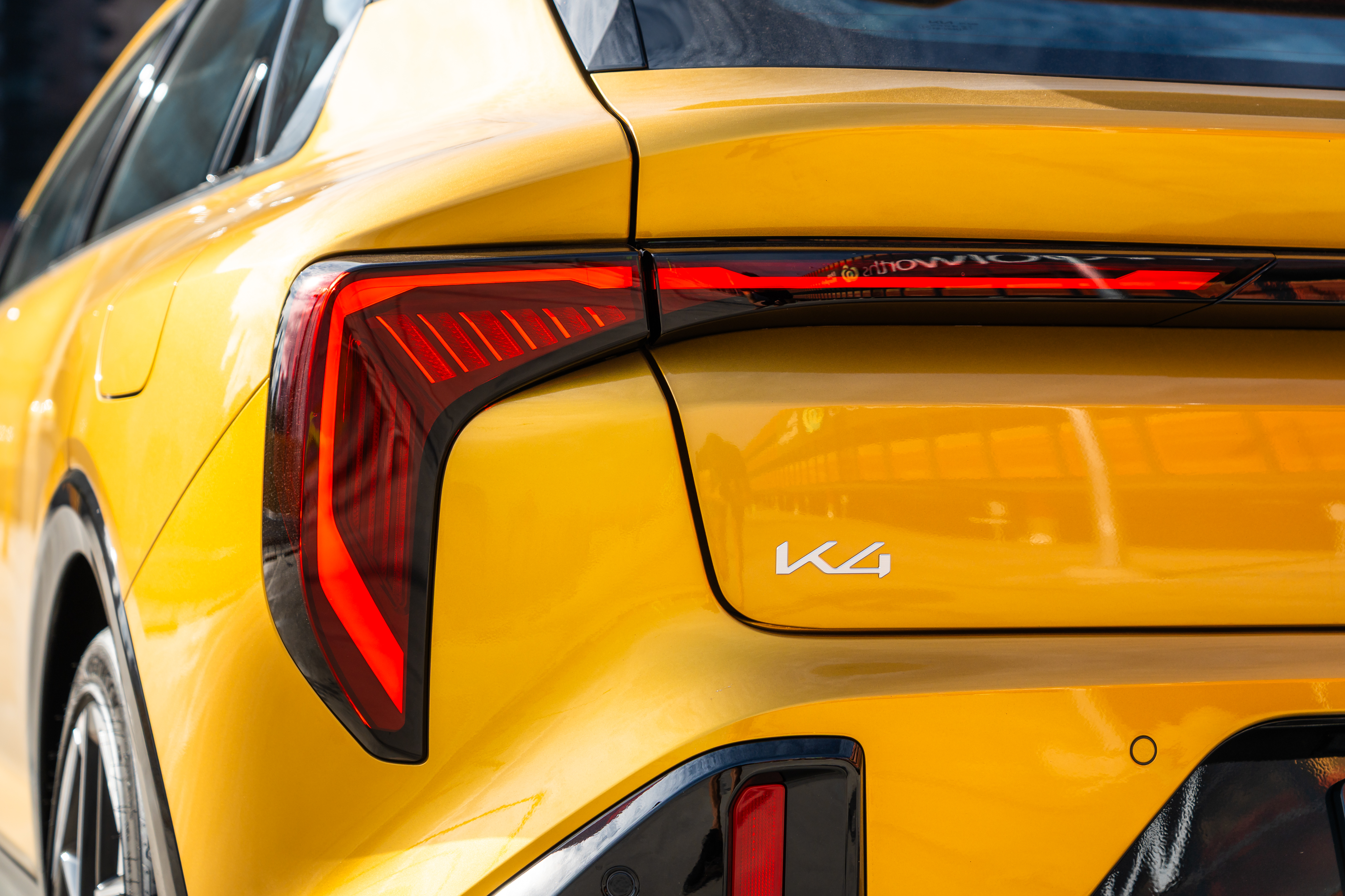 kia-k4-hatch-gt-line-stills-15.jpg