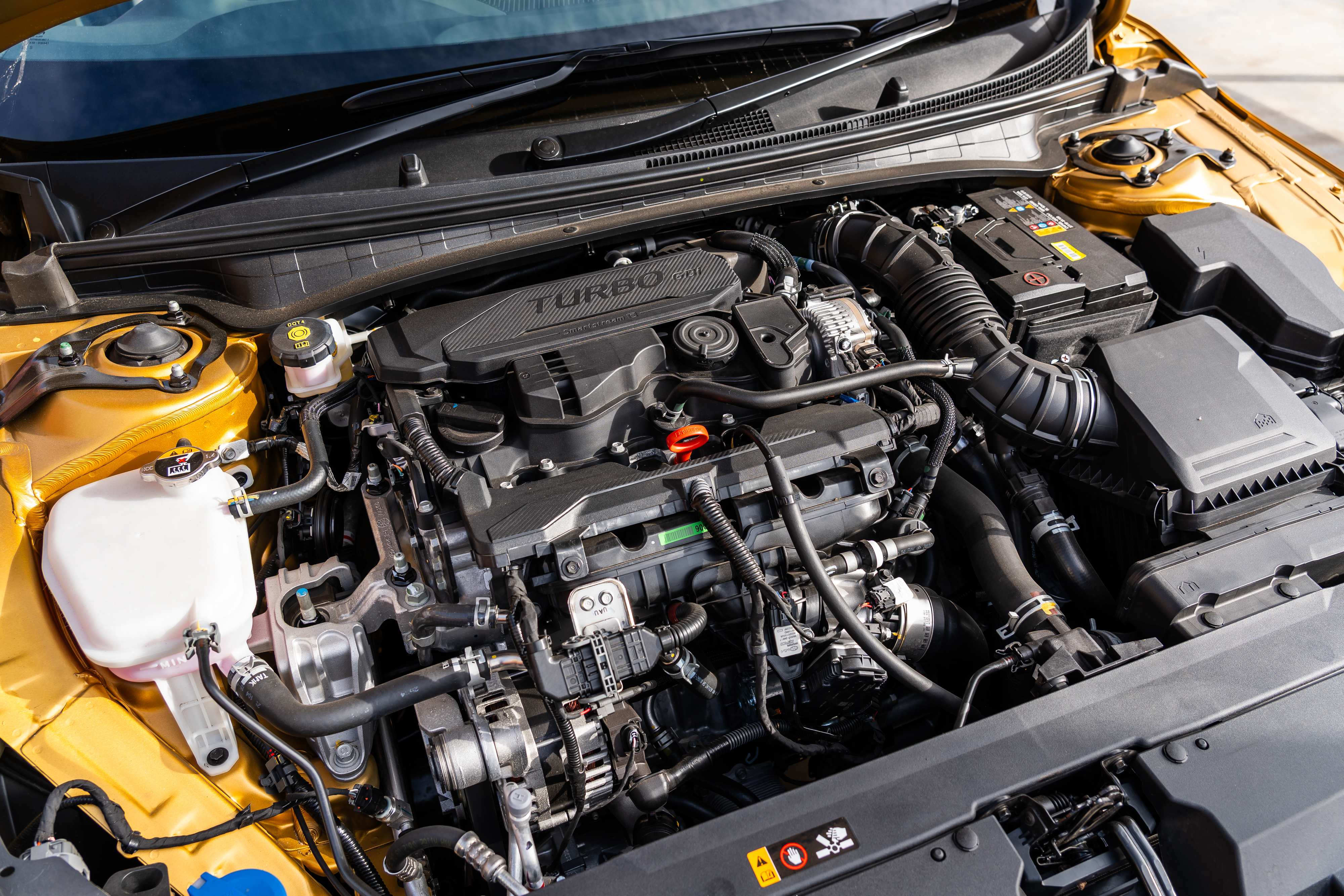 kia-k4-hatch-gt-line-stills-21.jpg