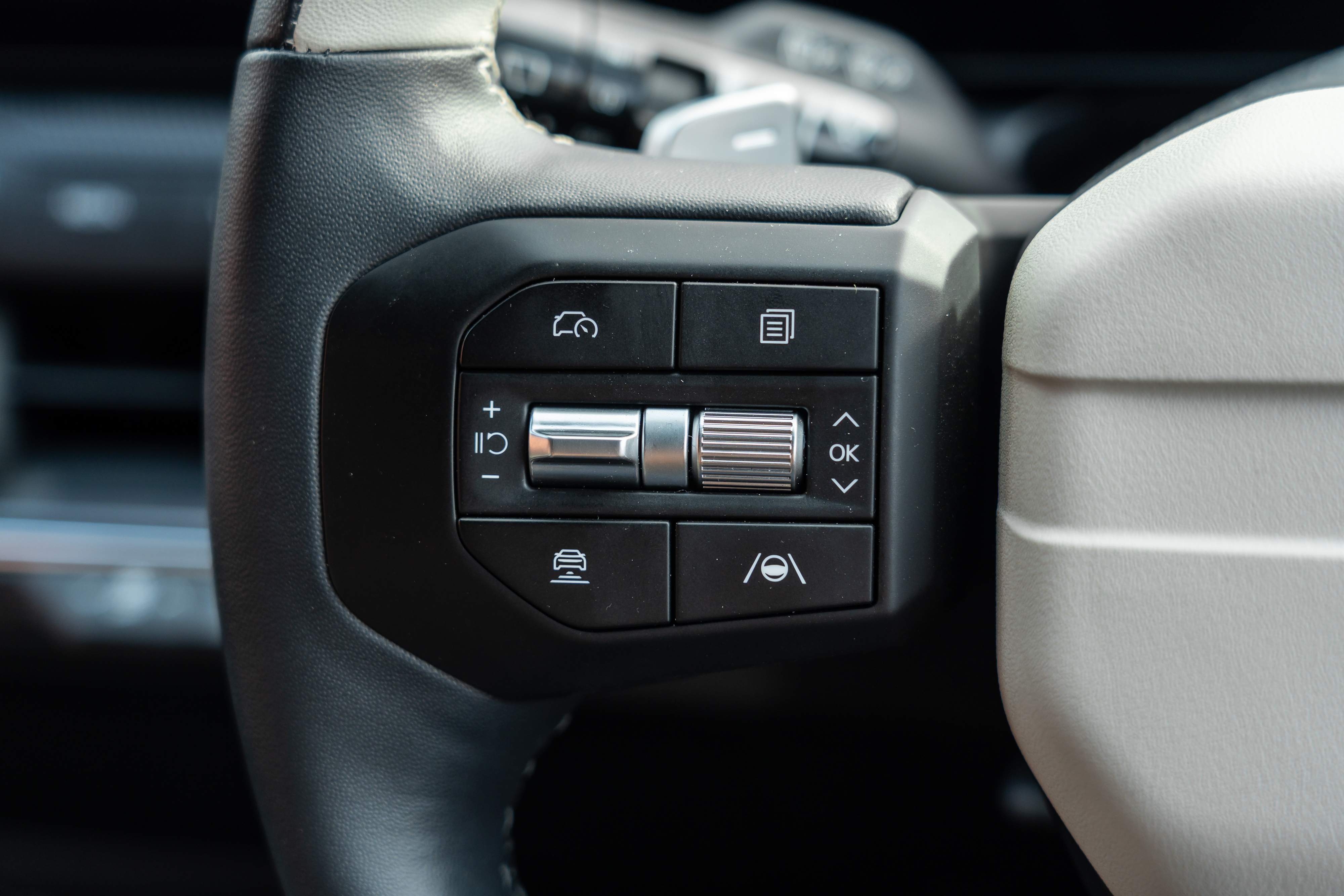 kia-k4-hatch-gt-line-stills-34.jpg