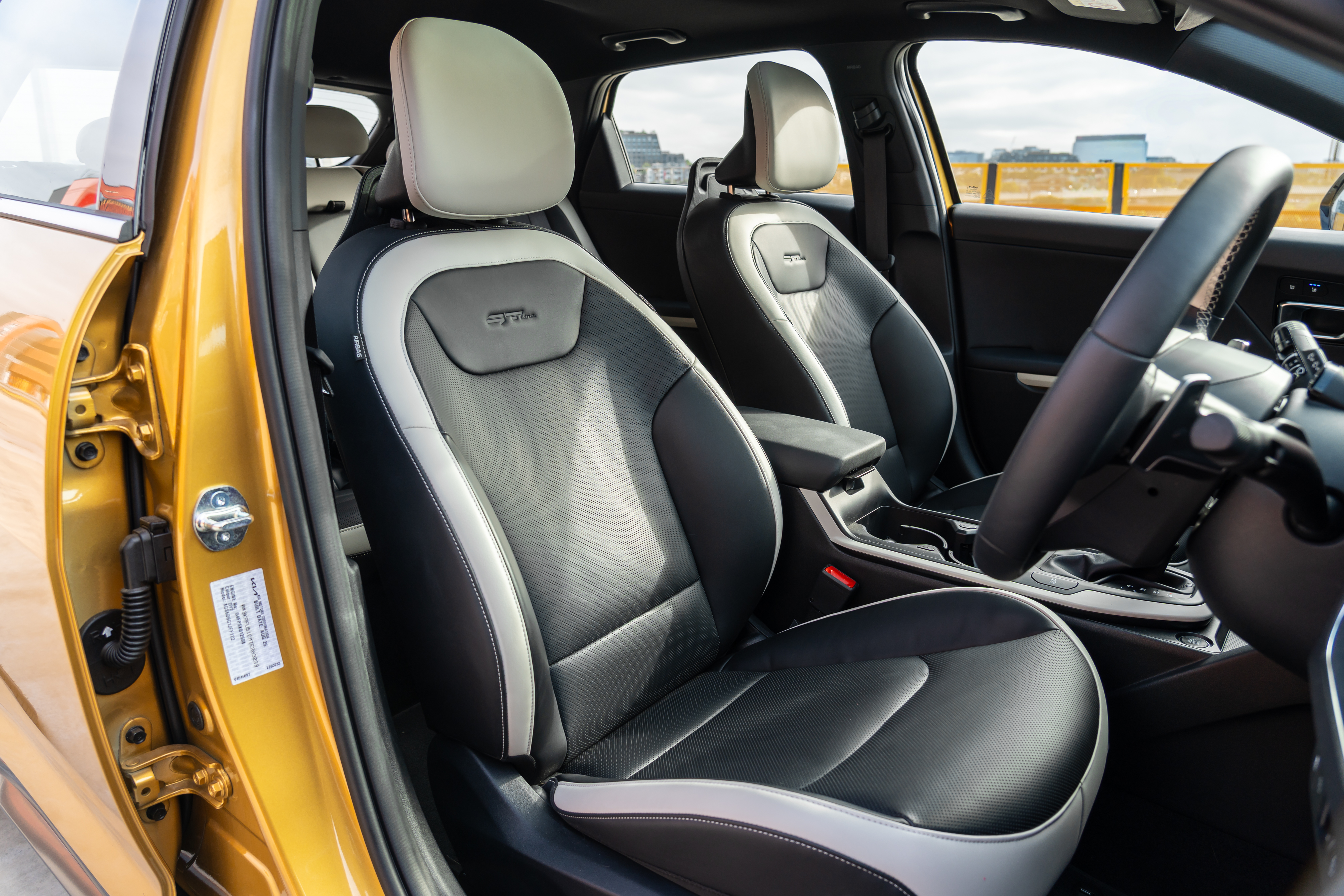 kia-k4-hatch-gt-line-stills-37.jpg
