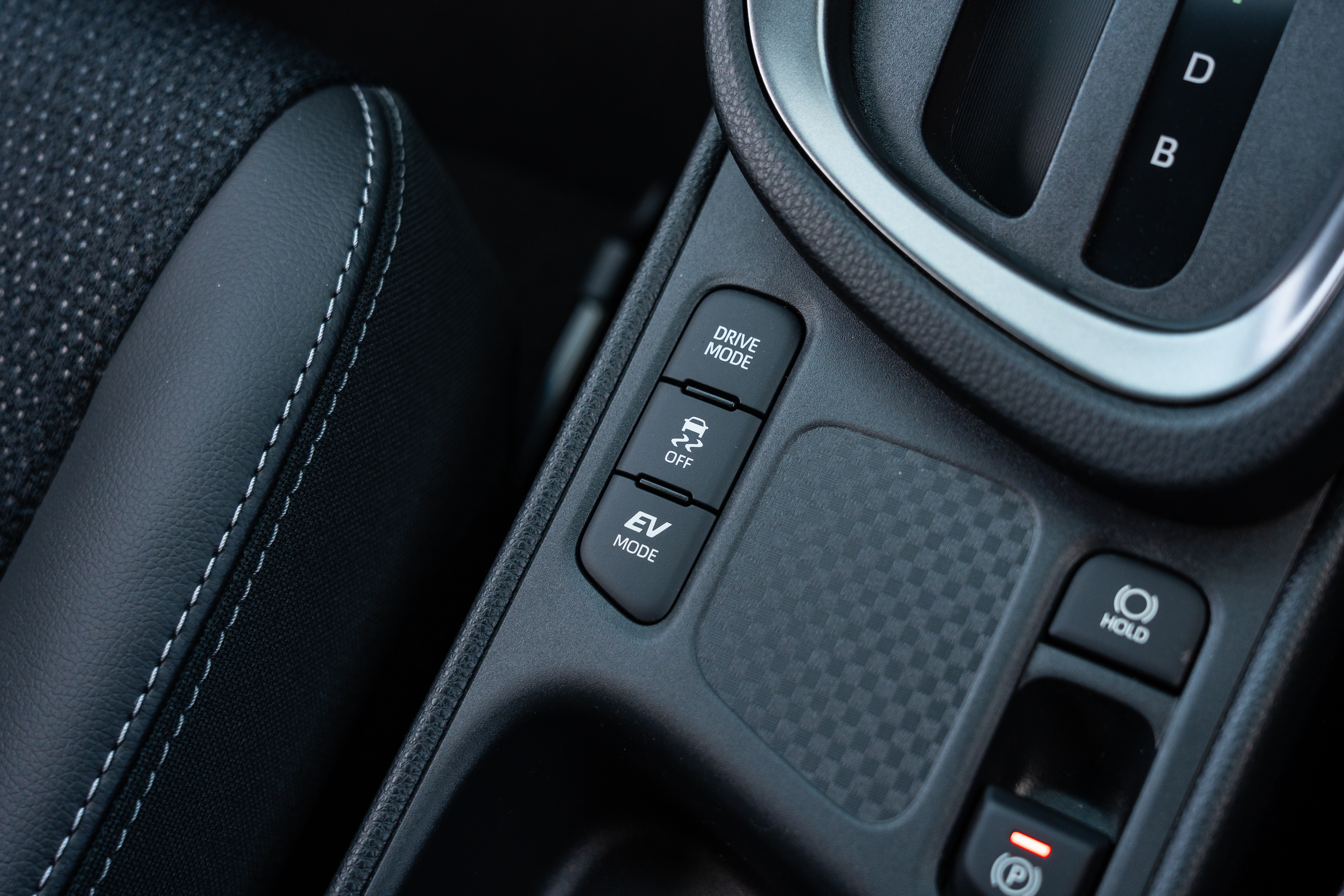 toyota-yaris-cross-urban-2wd-stills-41.jpg