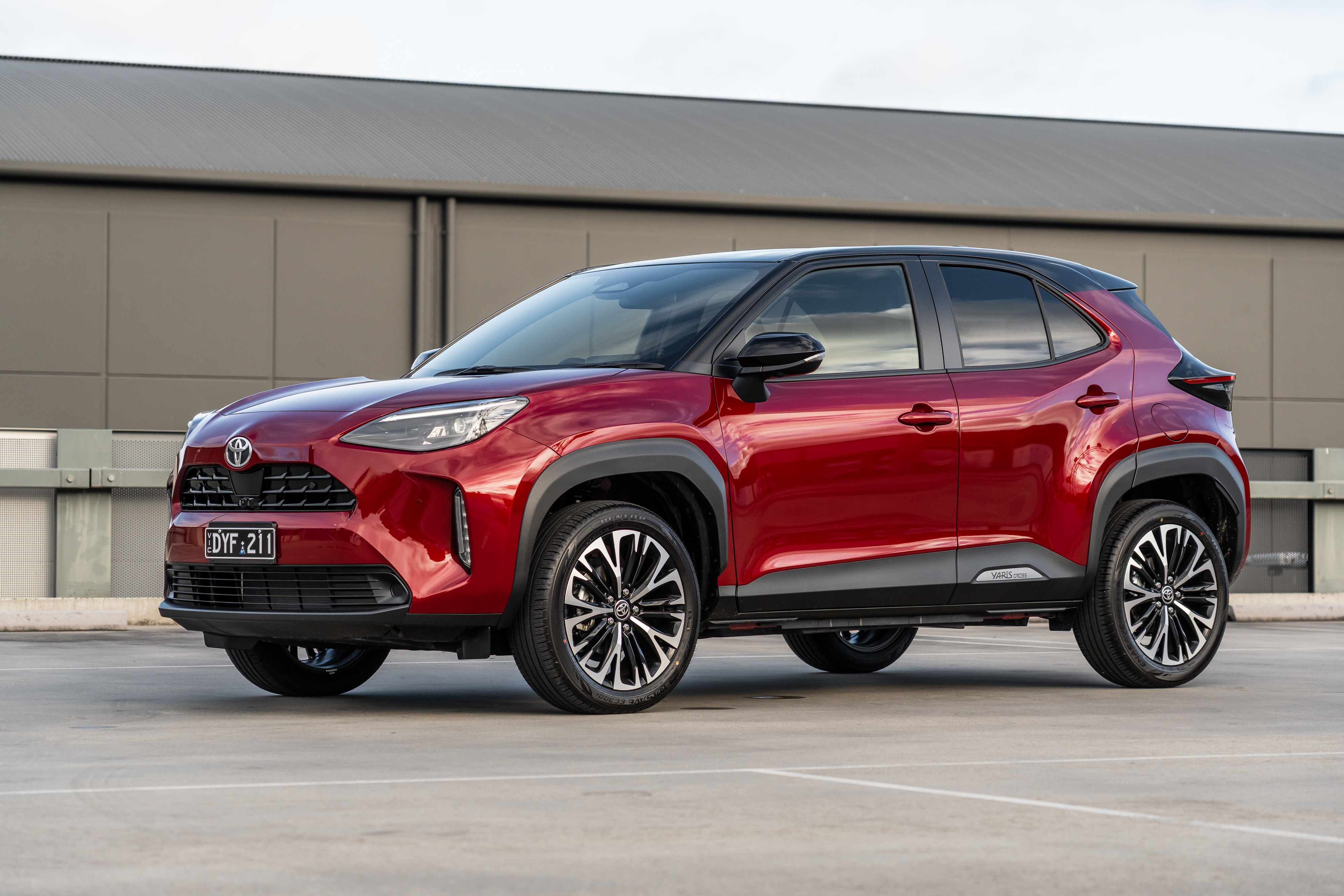 toyota-yaris-cross-urban-2wd-stills-7.jpg