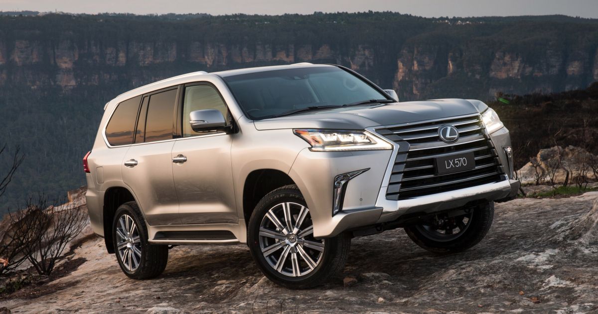 Lexus lx 600 фото