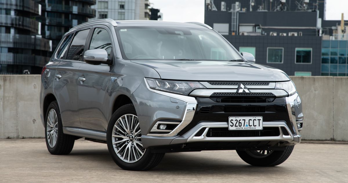 2020 Mitsubishi Outlander PHEV Exceed review CarExpert