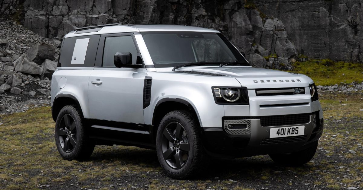 2021 Land Rover Defender 90 price and specs | CarExpert