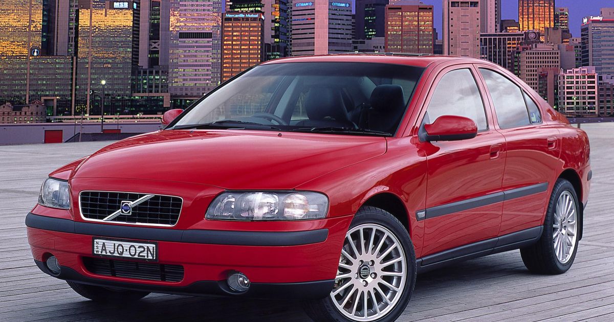 200103 Volvo S60 and S80 recalled for airbag defect