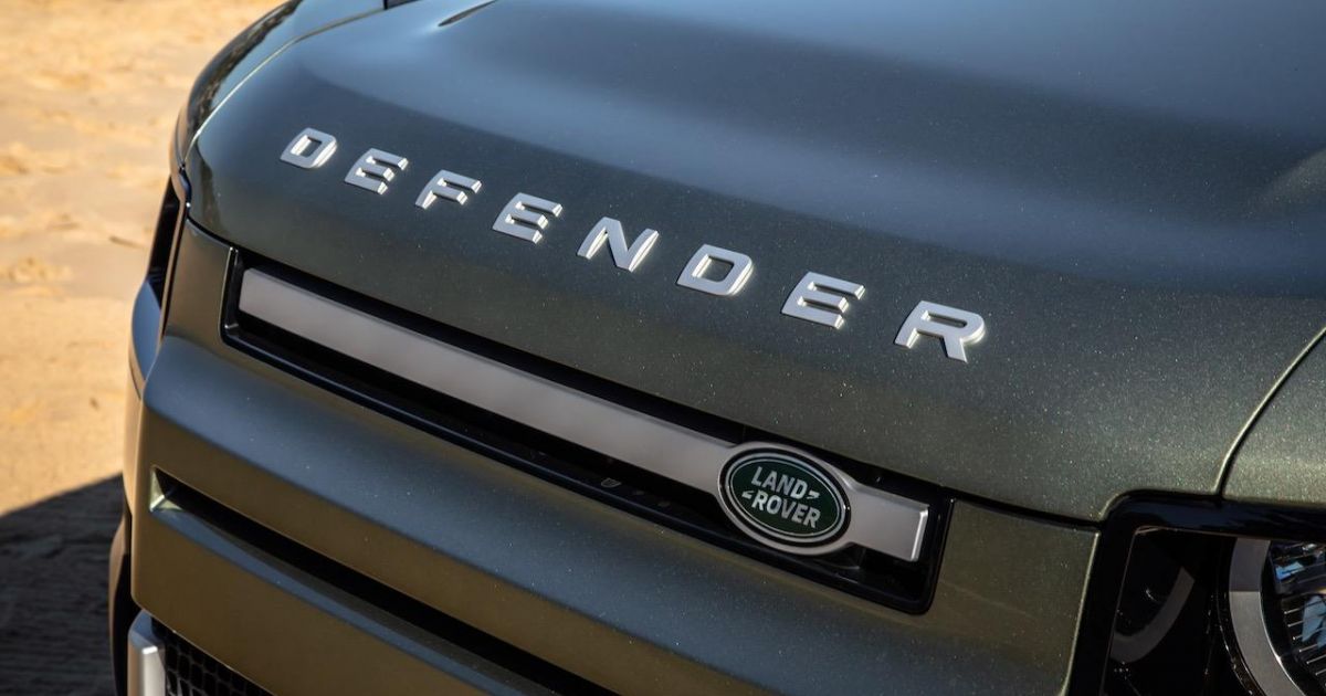 2022 Land Rover Defender 130 revealed in patent images CarExpert