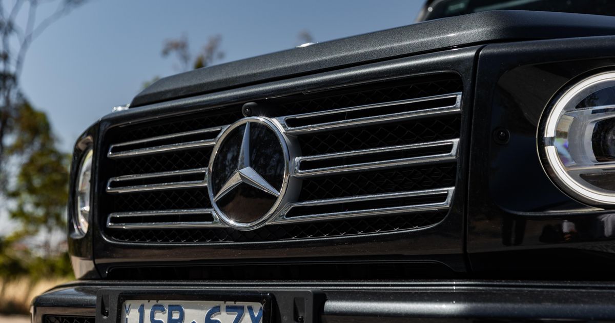 Explained: Mercedes-Benz sticks to its guns, as dealers seek compensation over agency switch - Vimarsana News