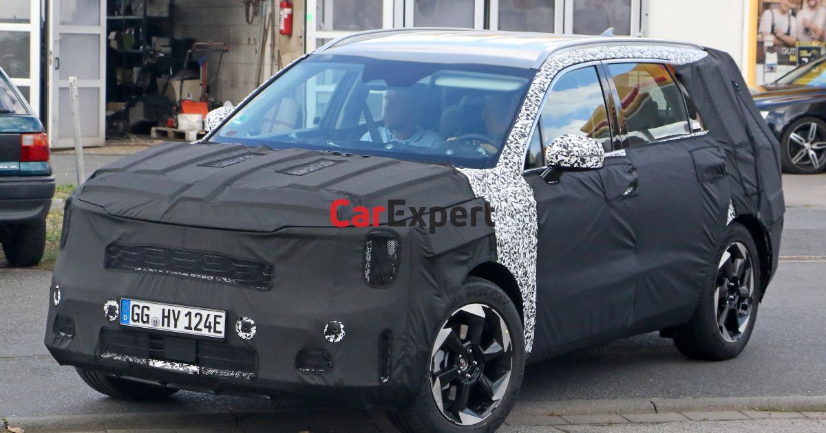 2024 Kia Sorento facelift spied CarExpert