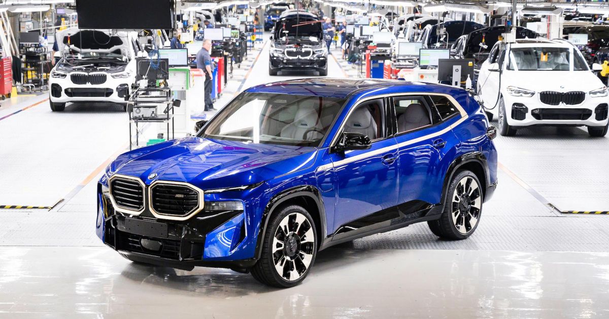 2023 BMW XM plug-in hybrid SUV manufacturing begins