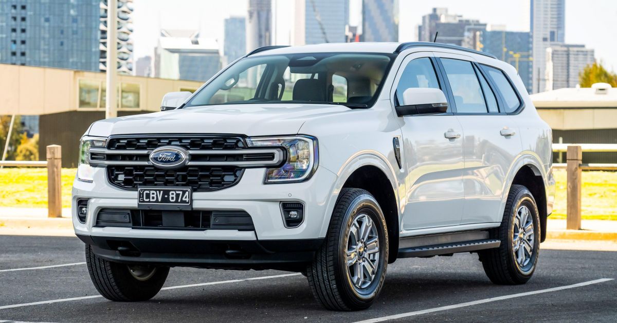 2023 Ford Everest Ambiente review | CarExpert