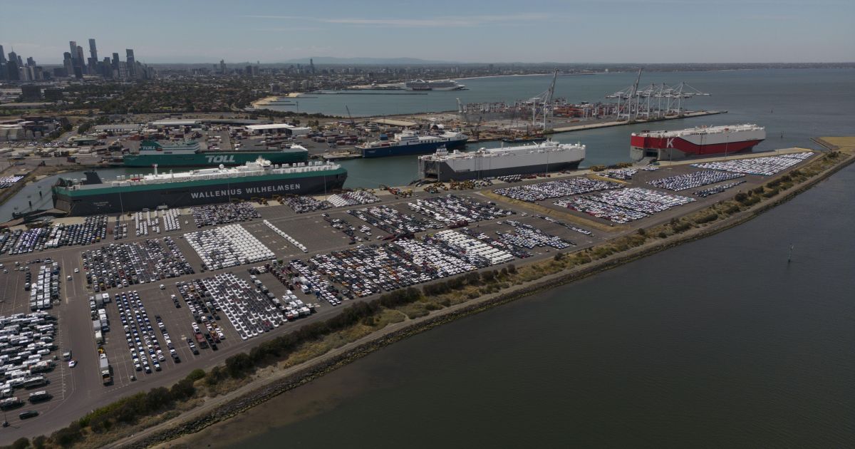 Australian port strikes over, but new car buyers could still face delays