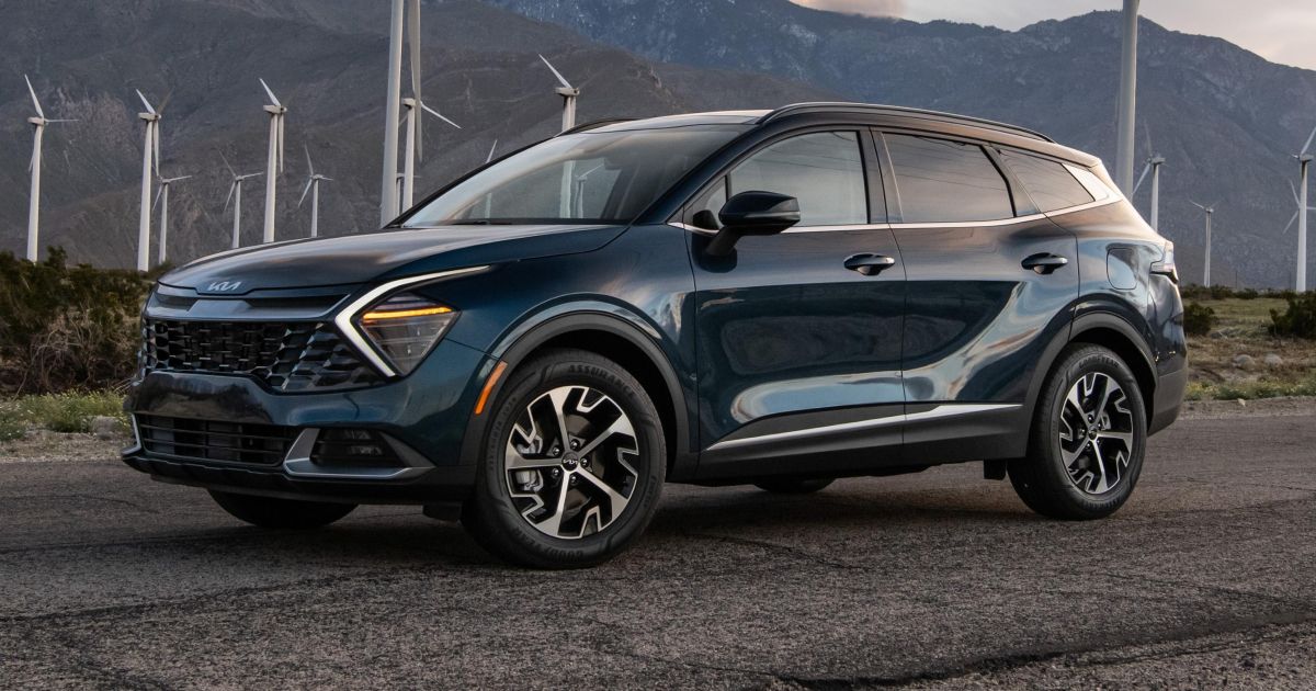 Kia Sportage Hybrid to miss out on feature offered on electrified RAV4, X-Trail