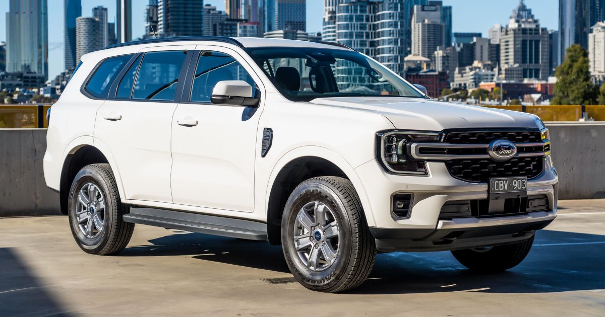 2023 Ford Everest Ambiente 4x2 review | CarExpert