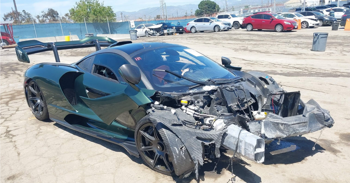 McLaren Senna wrecked in viral video heading to auction | CarExpert