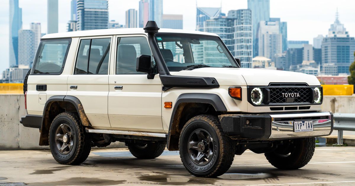 2024 Toyota LandCruiser 70 Series V8 review