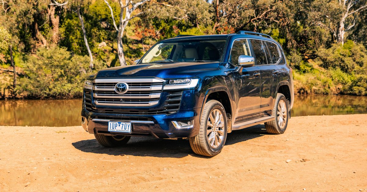 Sahara　です 2022 Toyota LandCruiser 300 Series Sahara ZX review | CarExpert