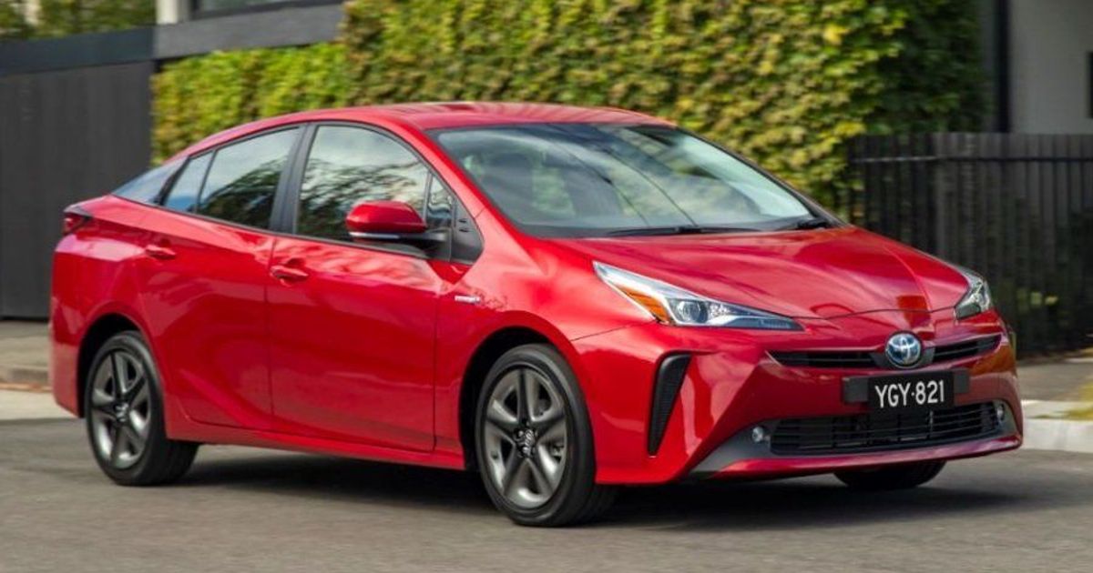 Buy Toyota Prius | Get a discount and a great deal | CarExpert