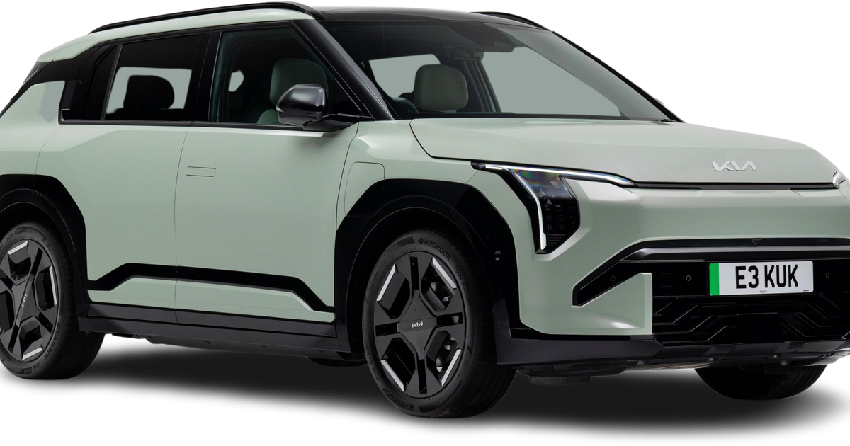 2024-kia-ev3-reviews-models-range-carexpert