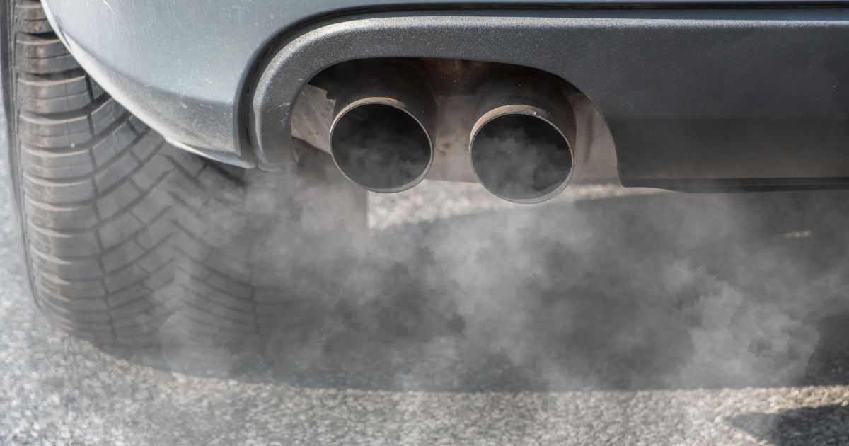 Europe relaxes CO2 emissions rules in win for carmakers