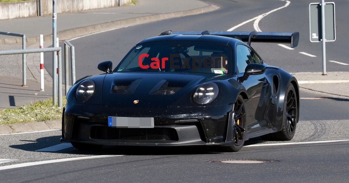 2026 Porsche 911 GT2 RS spied for the first time | CarExpert