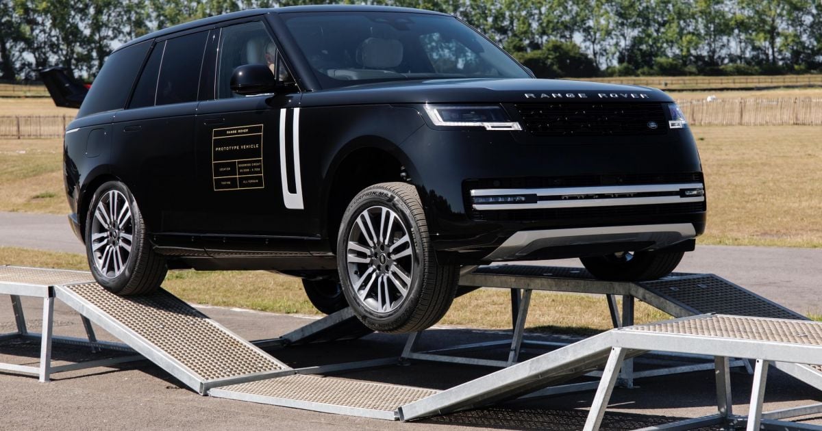 Electric Range Rover: Enhancements, Not Change, Commanded