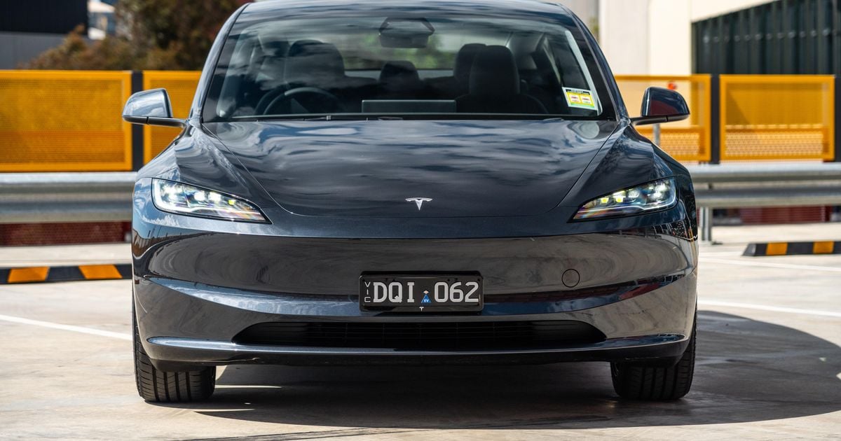 Tesla’s Apple CarPlay integration delayed by iPhone software – report Tesla’s Apple CarPlay integration delayed by iPhone software – report